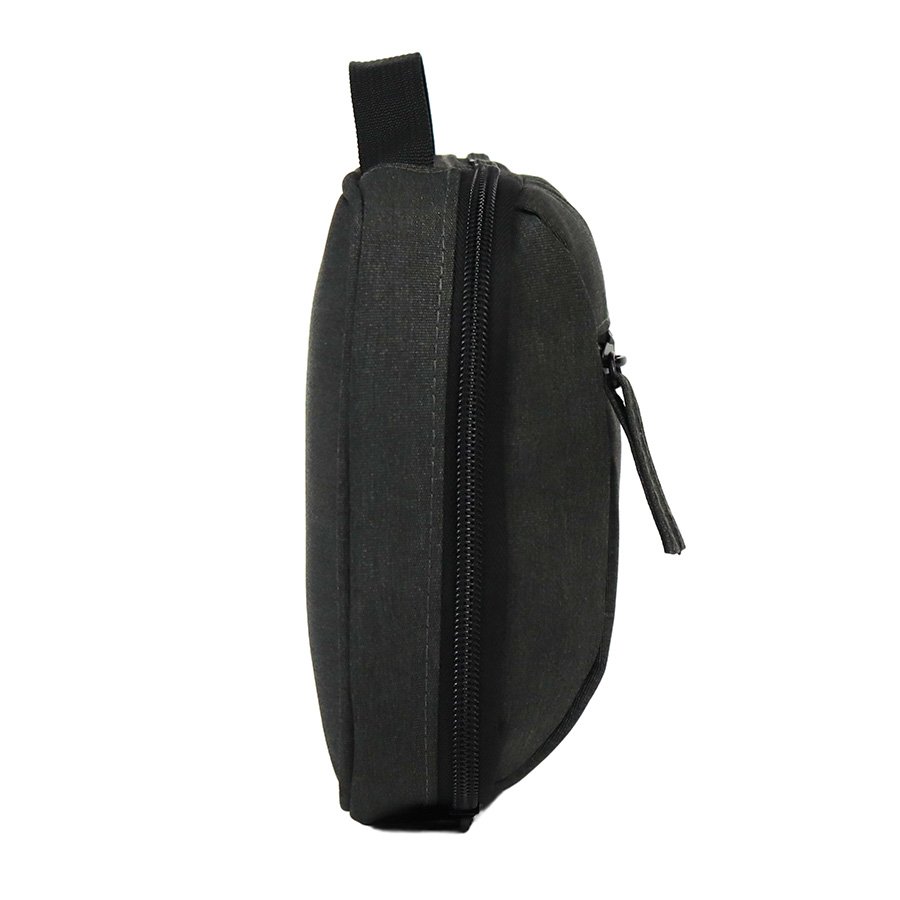 Travel Organizer grande «GROWN» en tela RPET 2L — vista 4 · GF Group