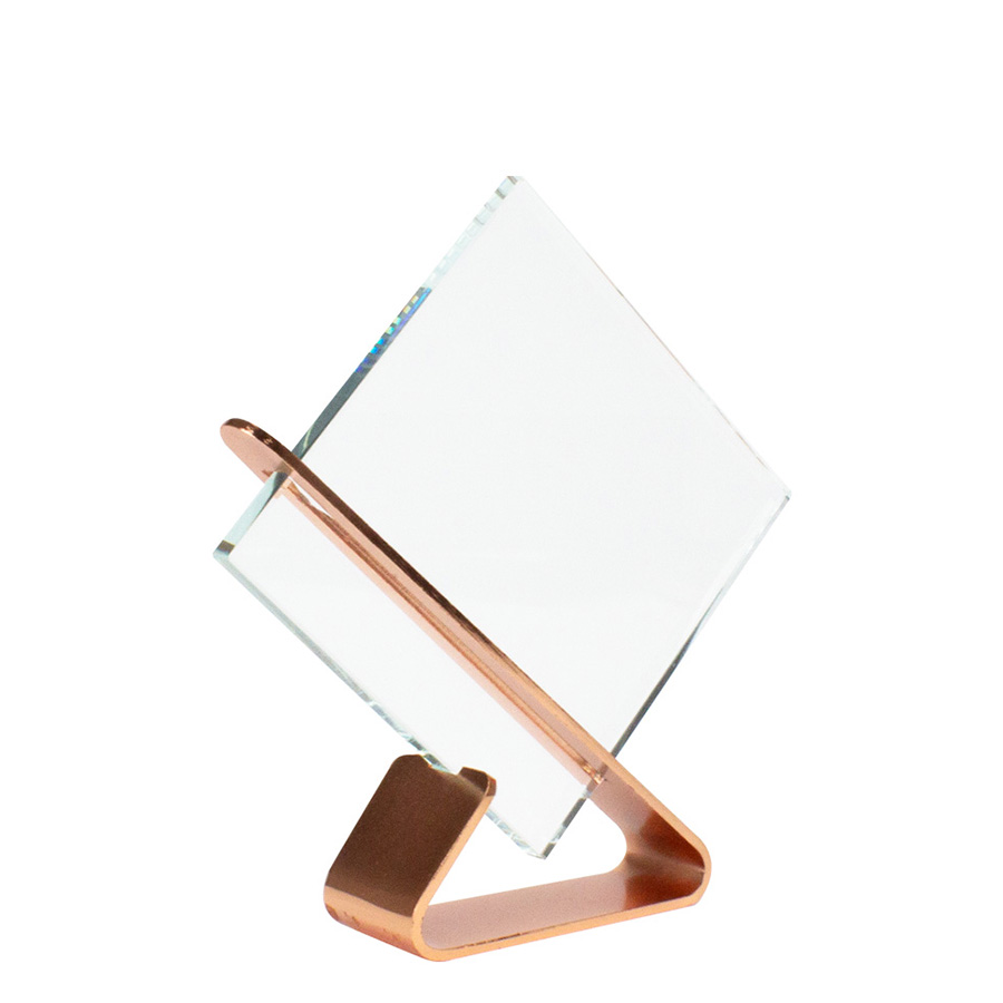 Trofeo Galvano Encobrizado de Cristal «Claim» — Reconocimientos · GF Group