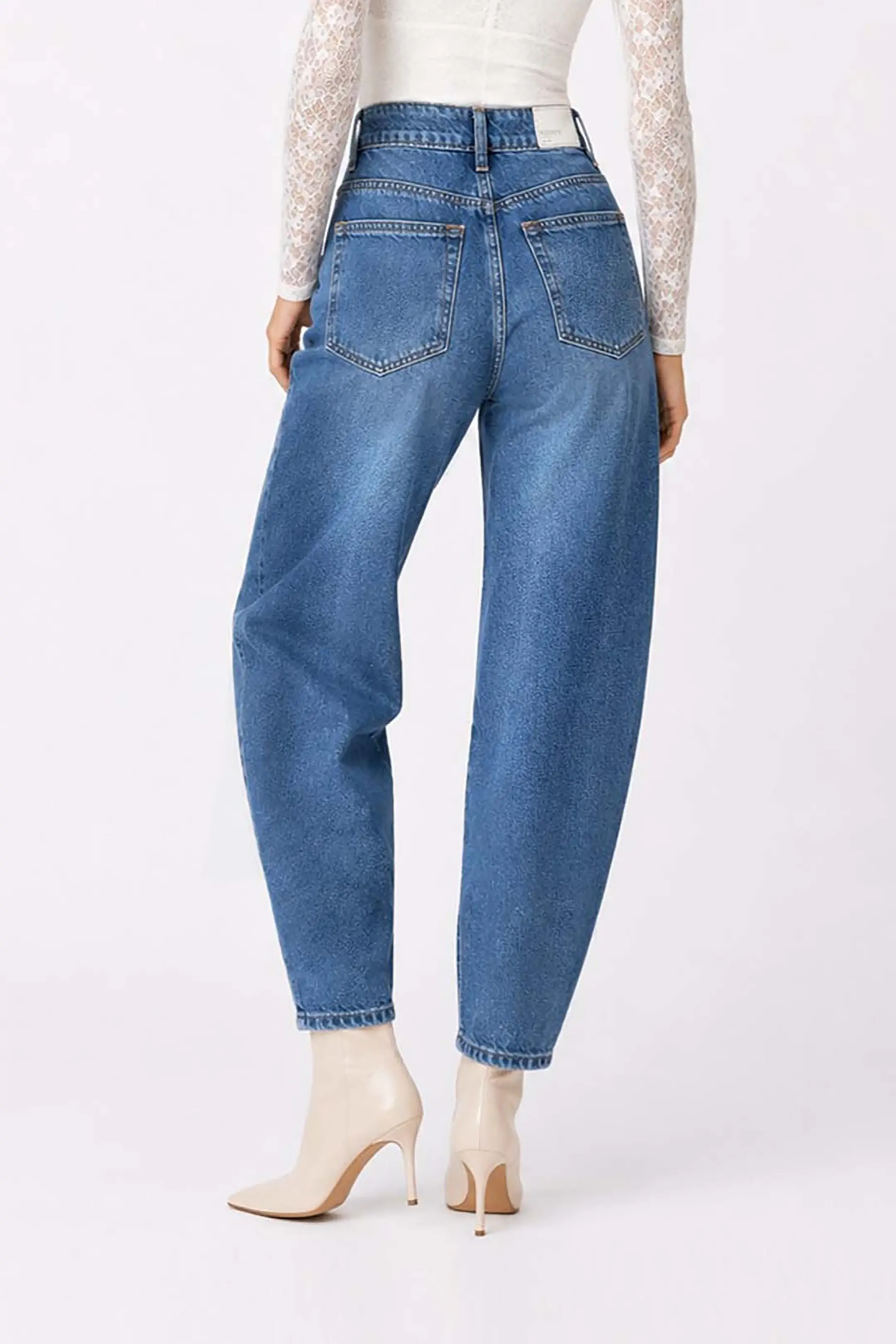 Jean Slouchy Beth