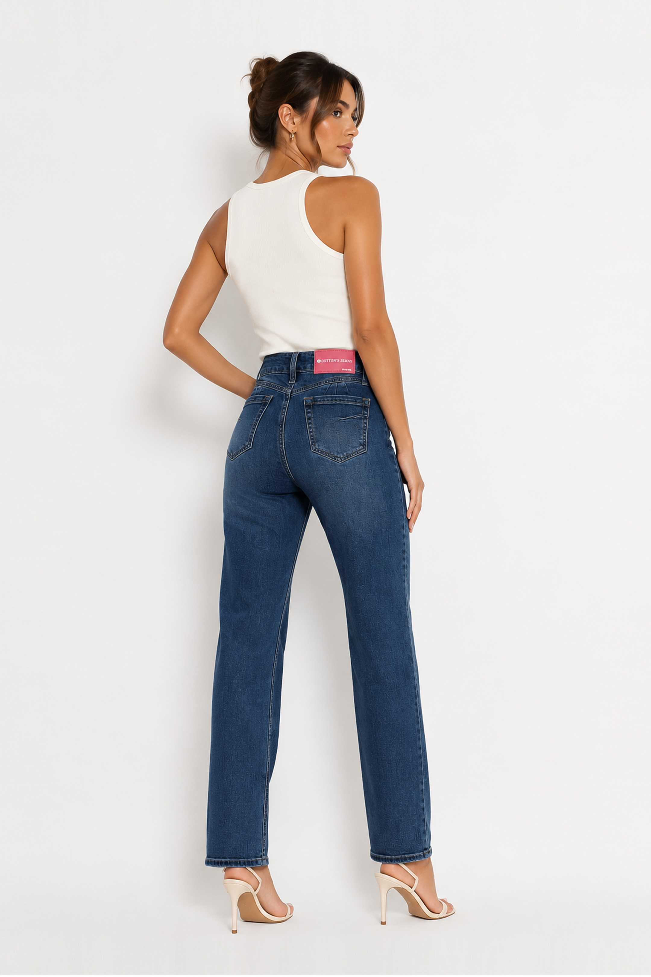 Jean Straight Beatriz