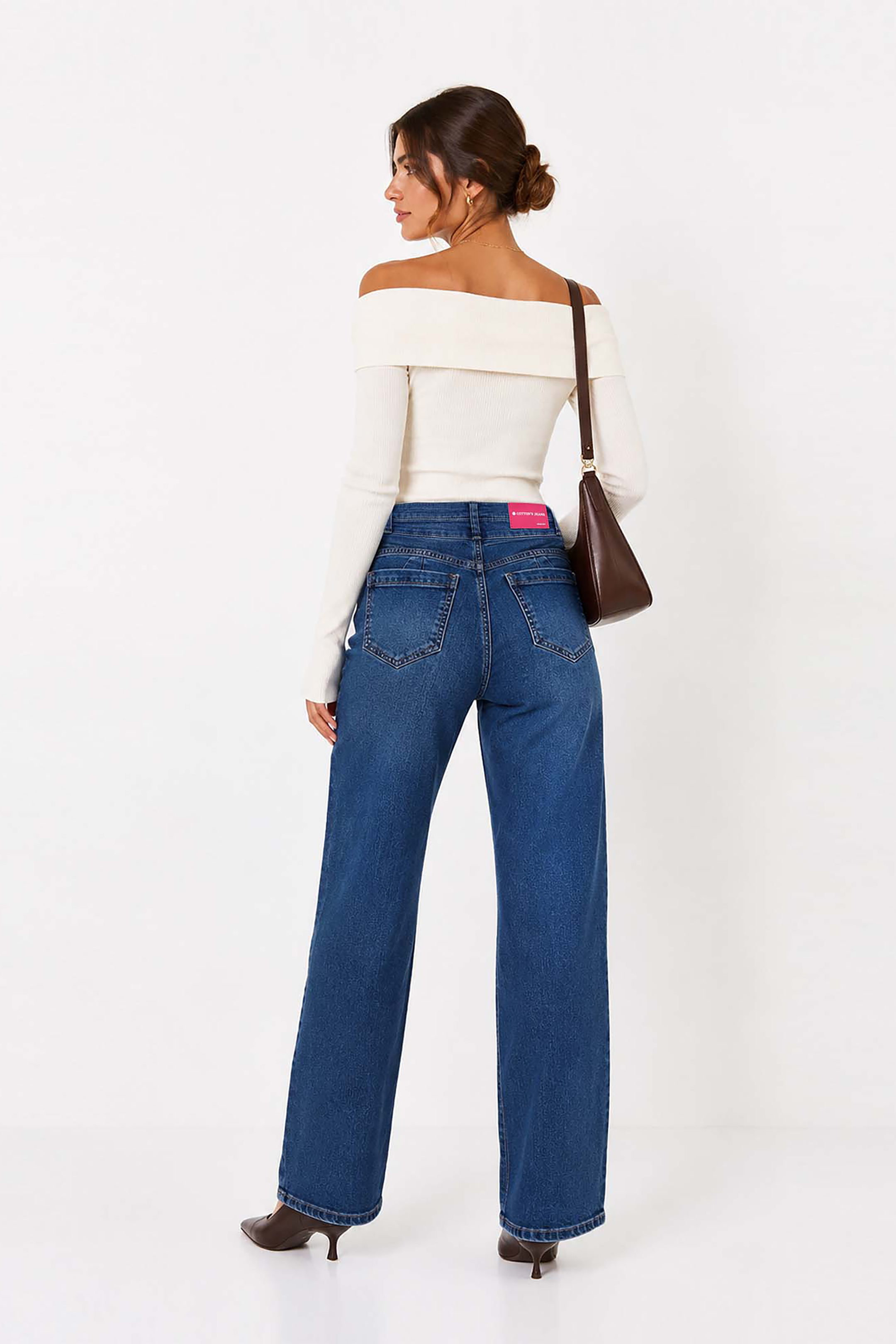 Jean Straight Beatriz