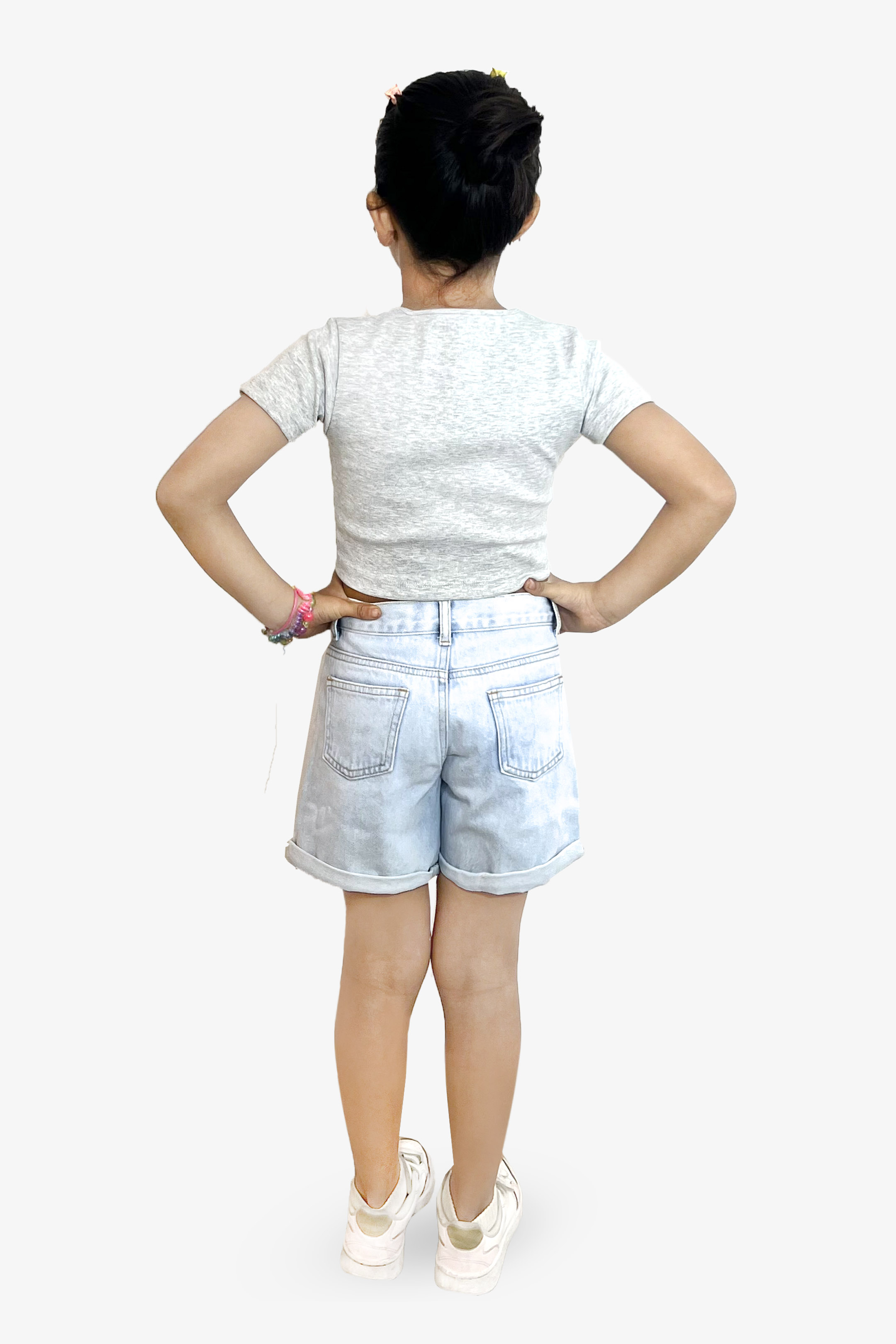 Short Mom JENDAYI