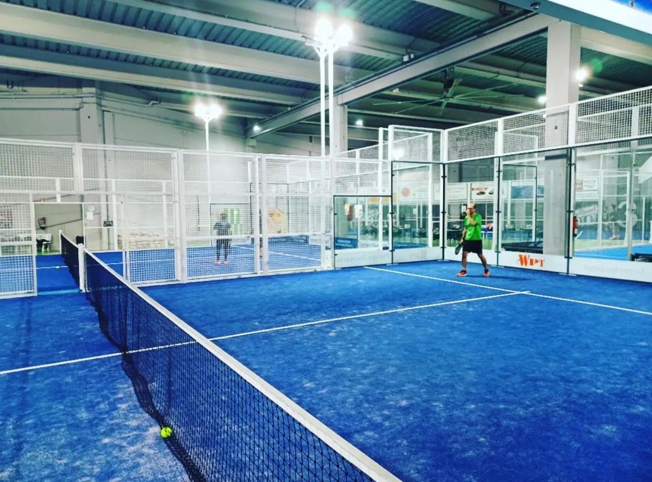 Badalona Indoor Padel Club logo