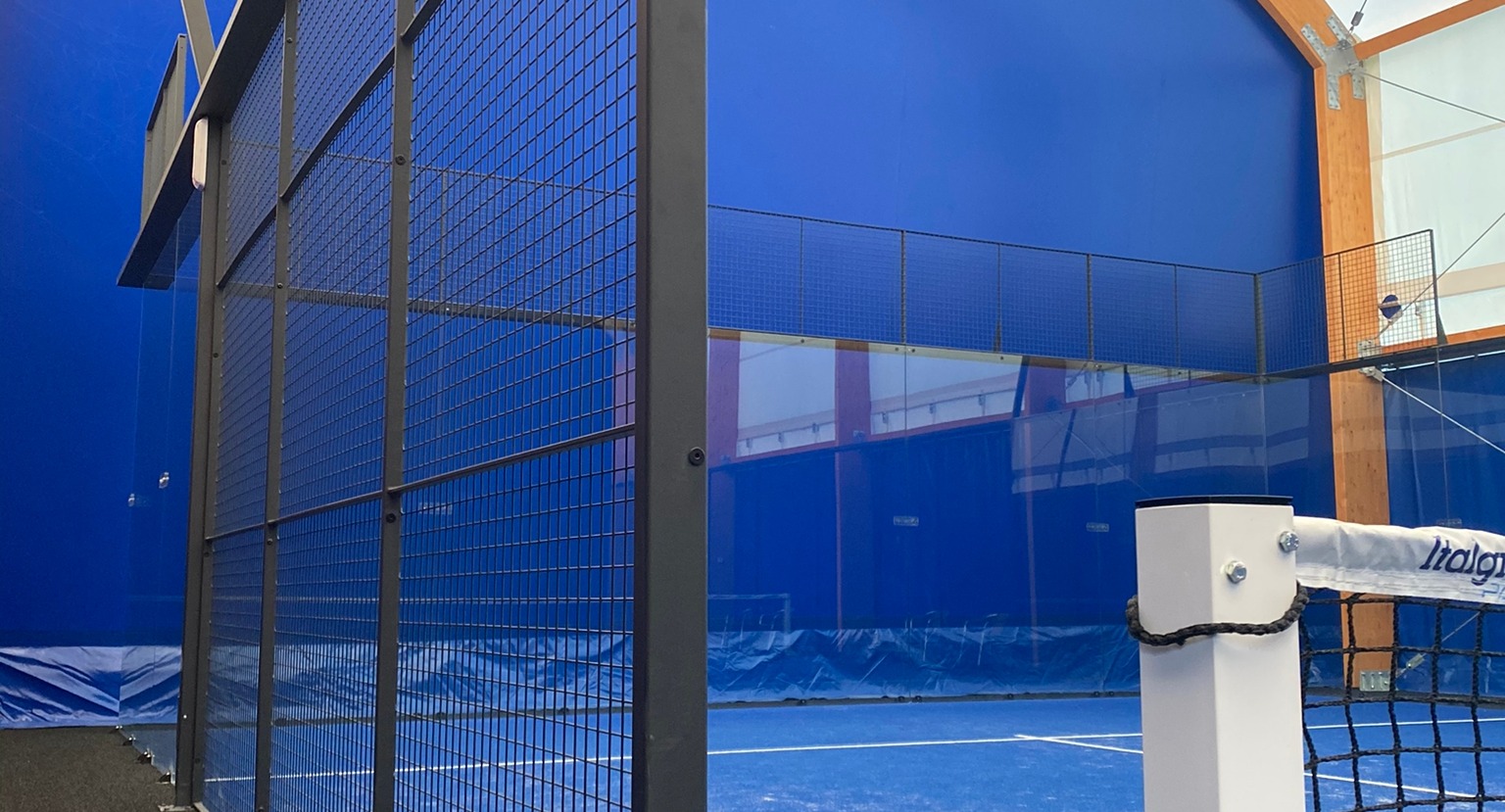 ‘BOMBONERA’  LIROS  Padel. Court logo