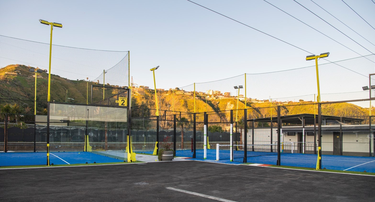 CDM WORLD PADEL CLUB logo
