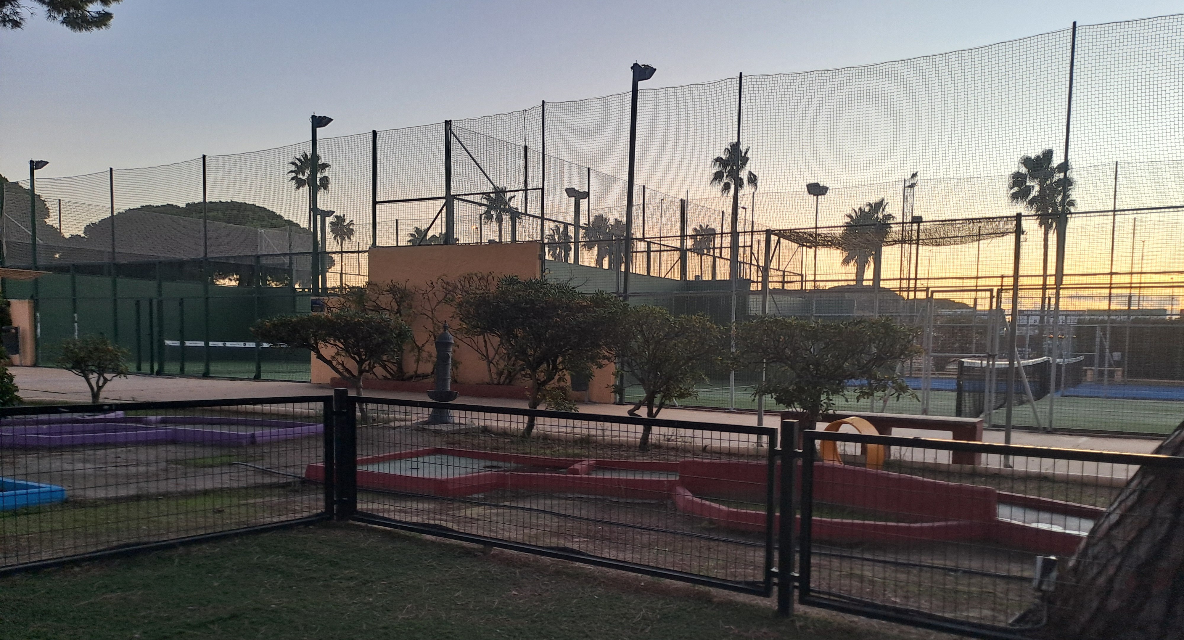 Club La Isleta logo