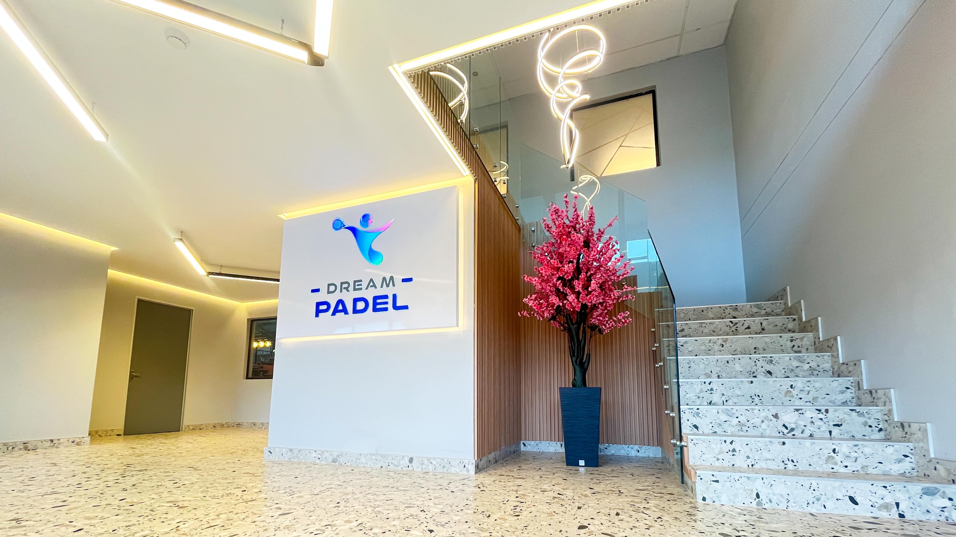 Dream Padel 2 Broadlands - Indoor Courts Airconditioned  logo