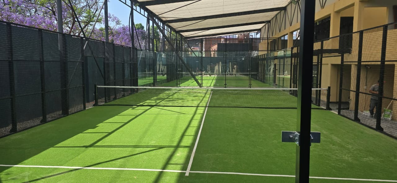 Eleva Padel logo