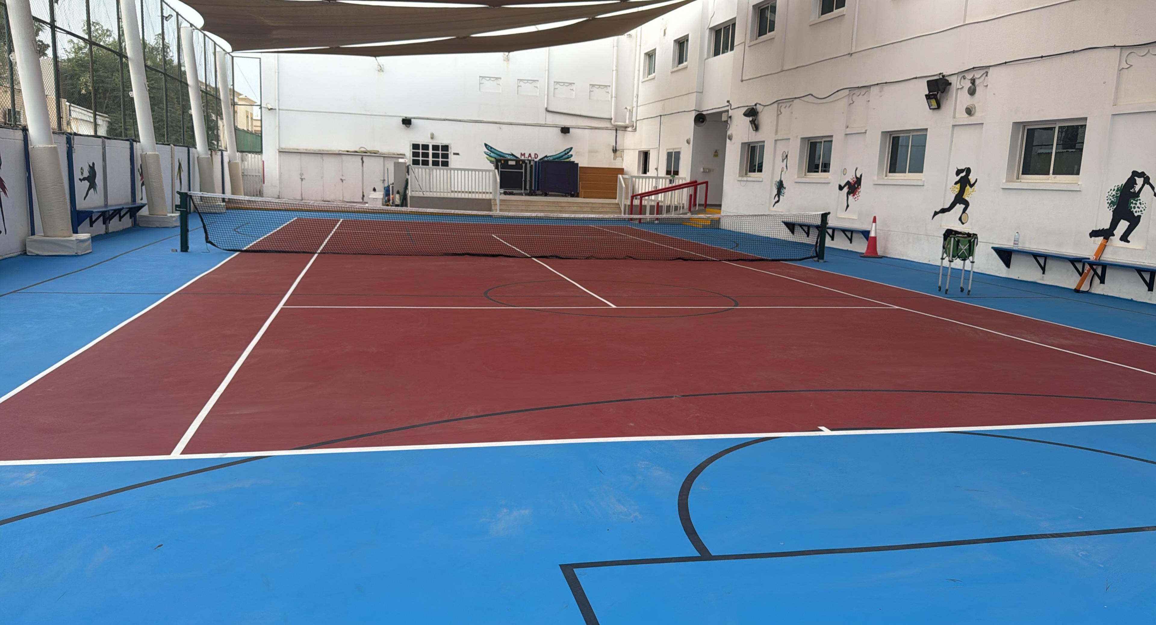 Global indian international school - Business bay logo