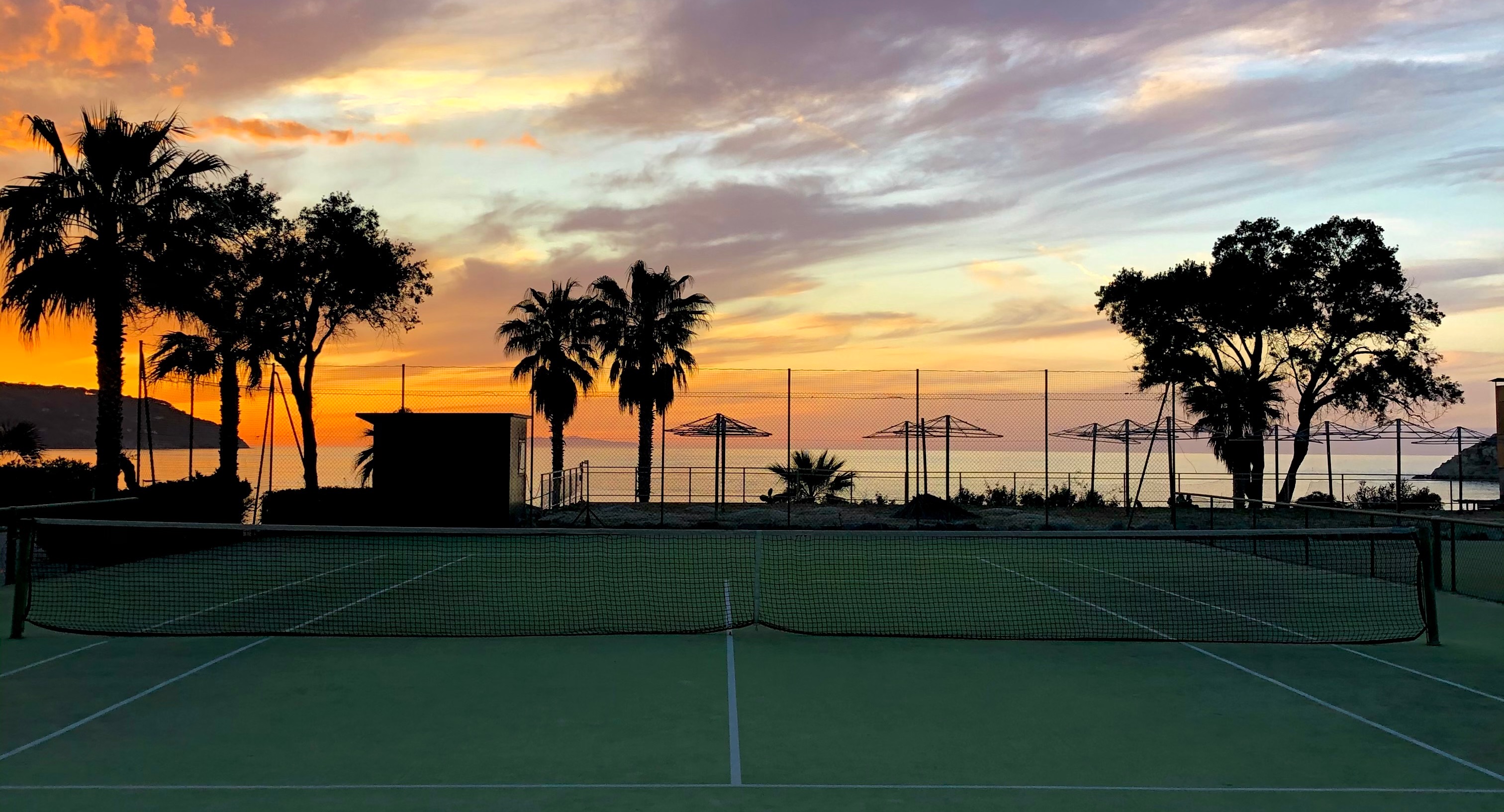 La Perla Tennis & Padel logo