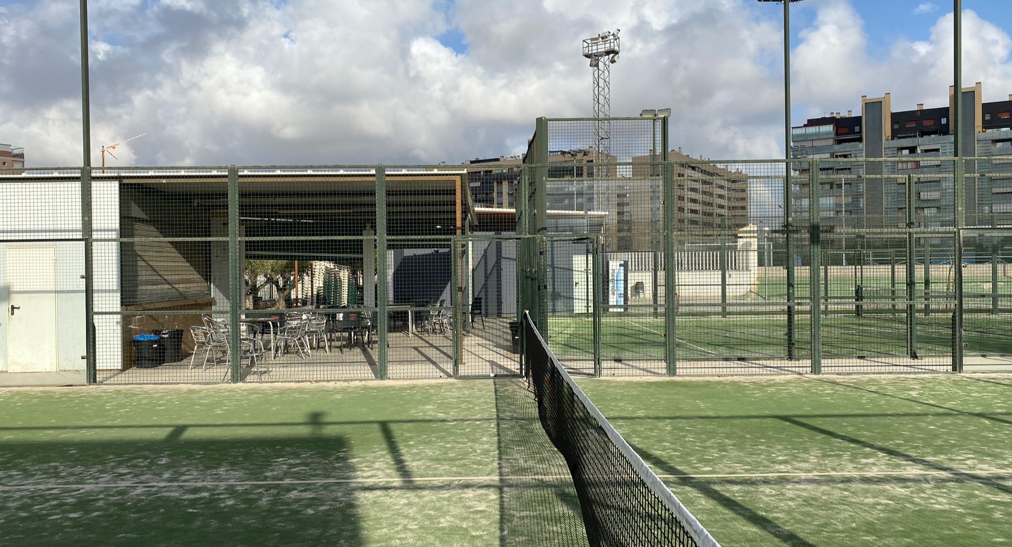 LB Padel logo
