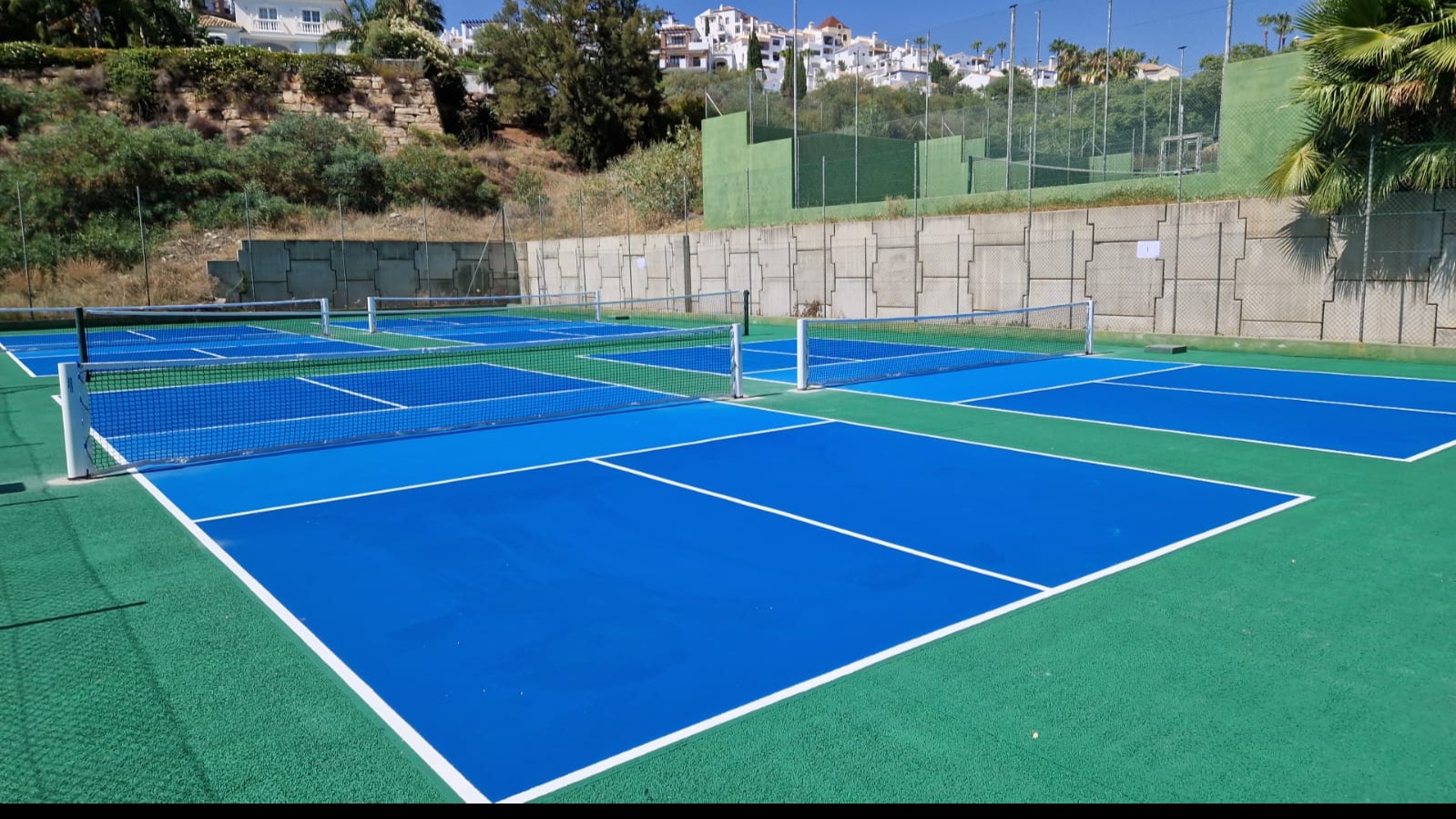 Los Arqueros Racquet Club