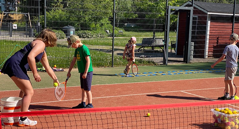 Marjapallo Tennis Club logo