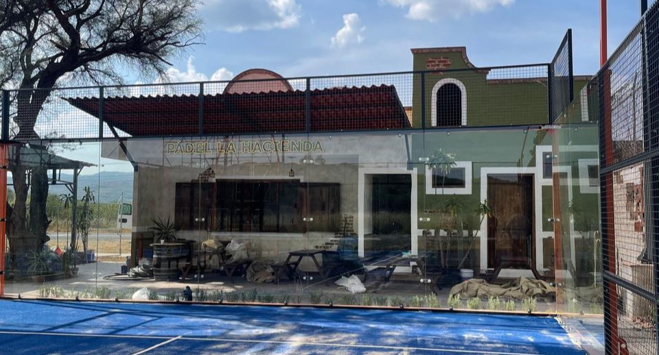 PÁDEL CLUB LA HACIENDA logo