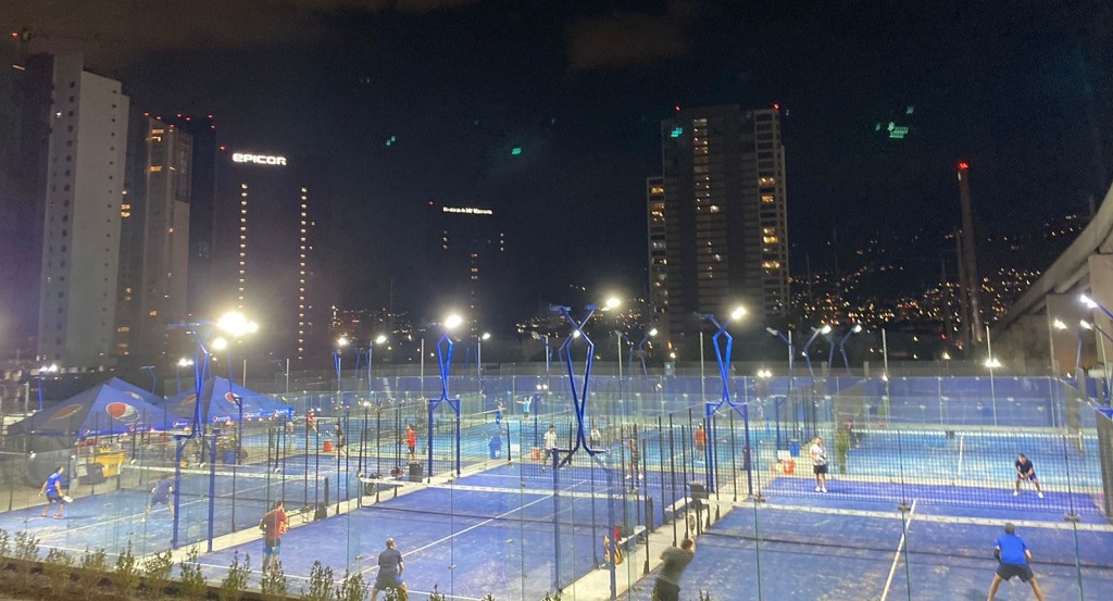 Atirantado Padel Club logo