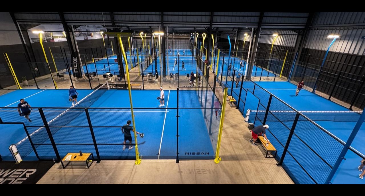 +PADEL Lindora logo
