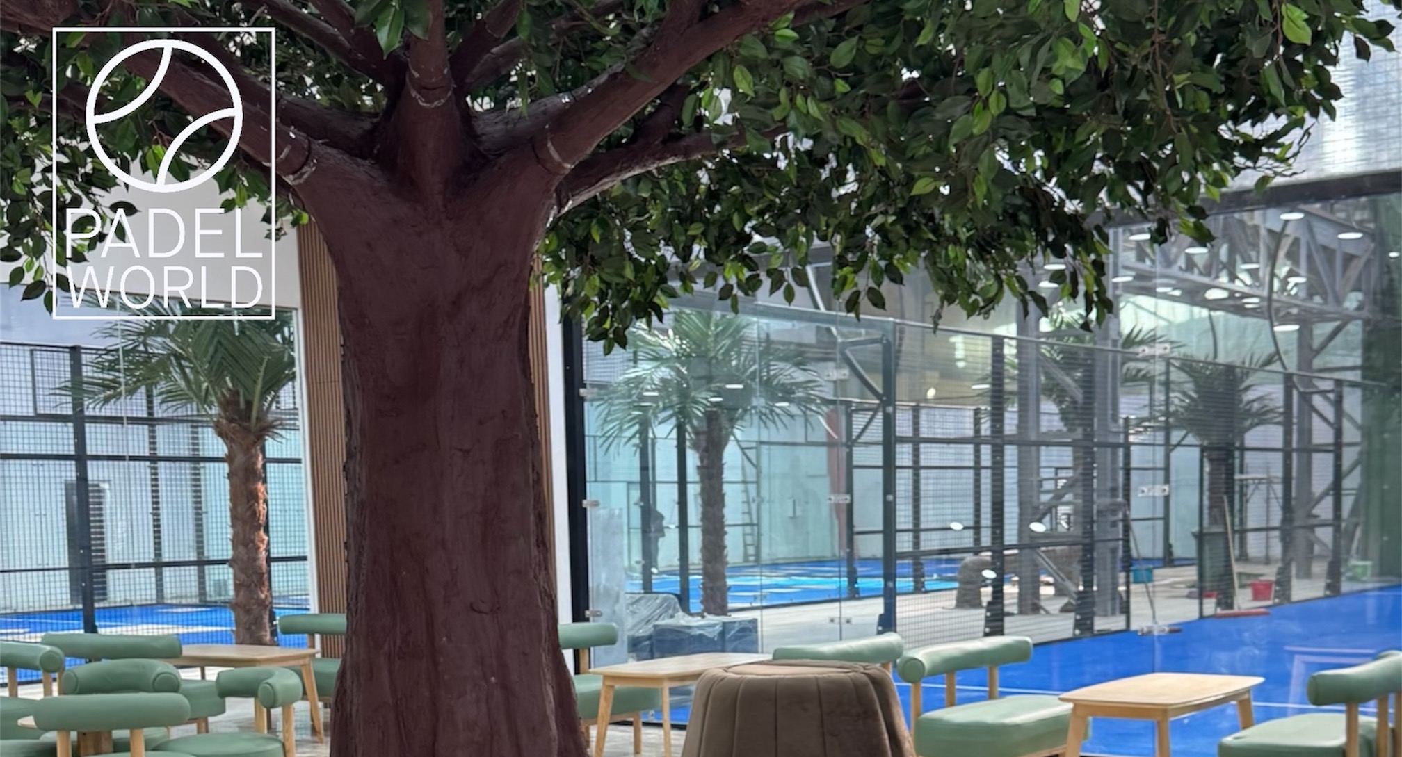 Padel World Royal logo