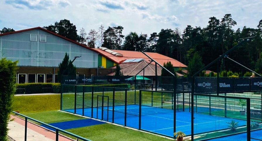 Rainbow Padel logo