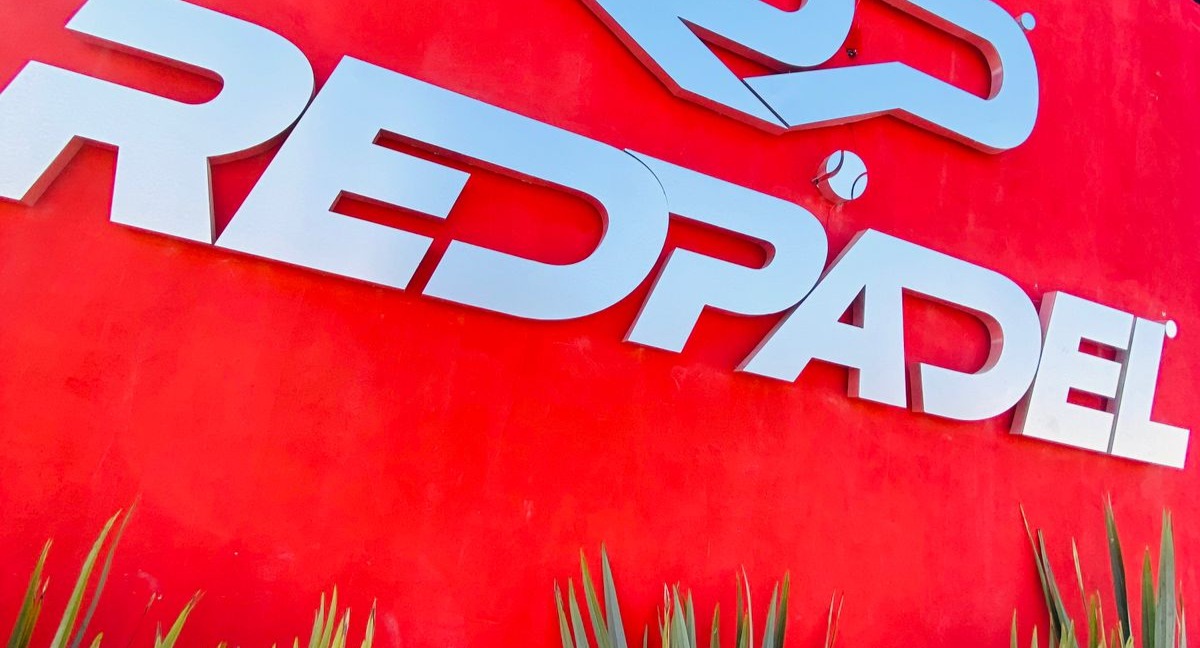 REDPADEL logo