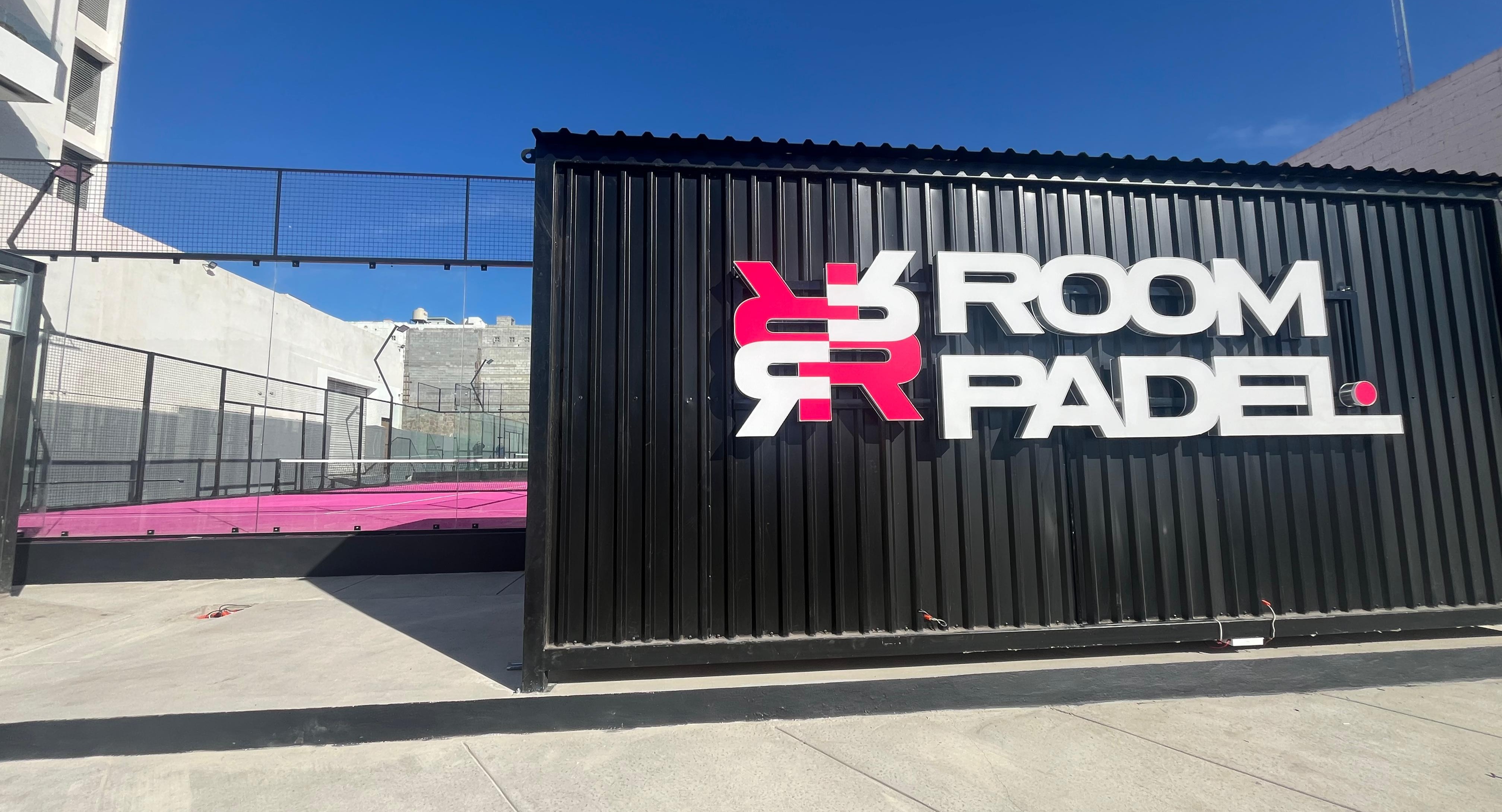Room Padel logo