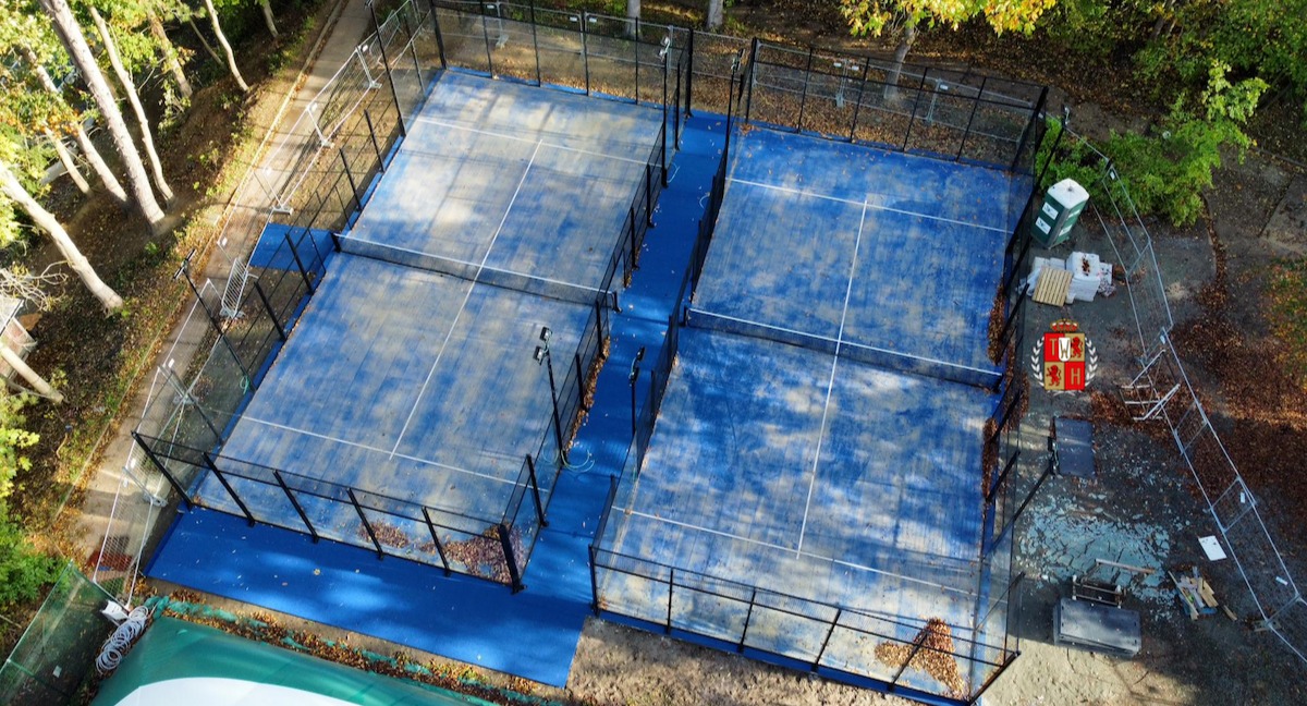 Royal Wellington Padel logo