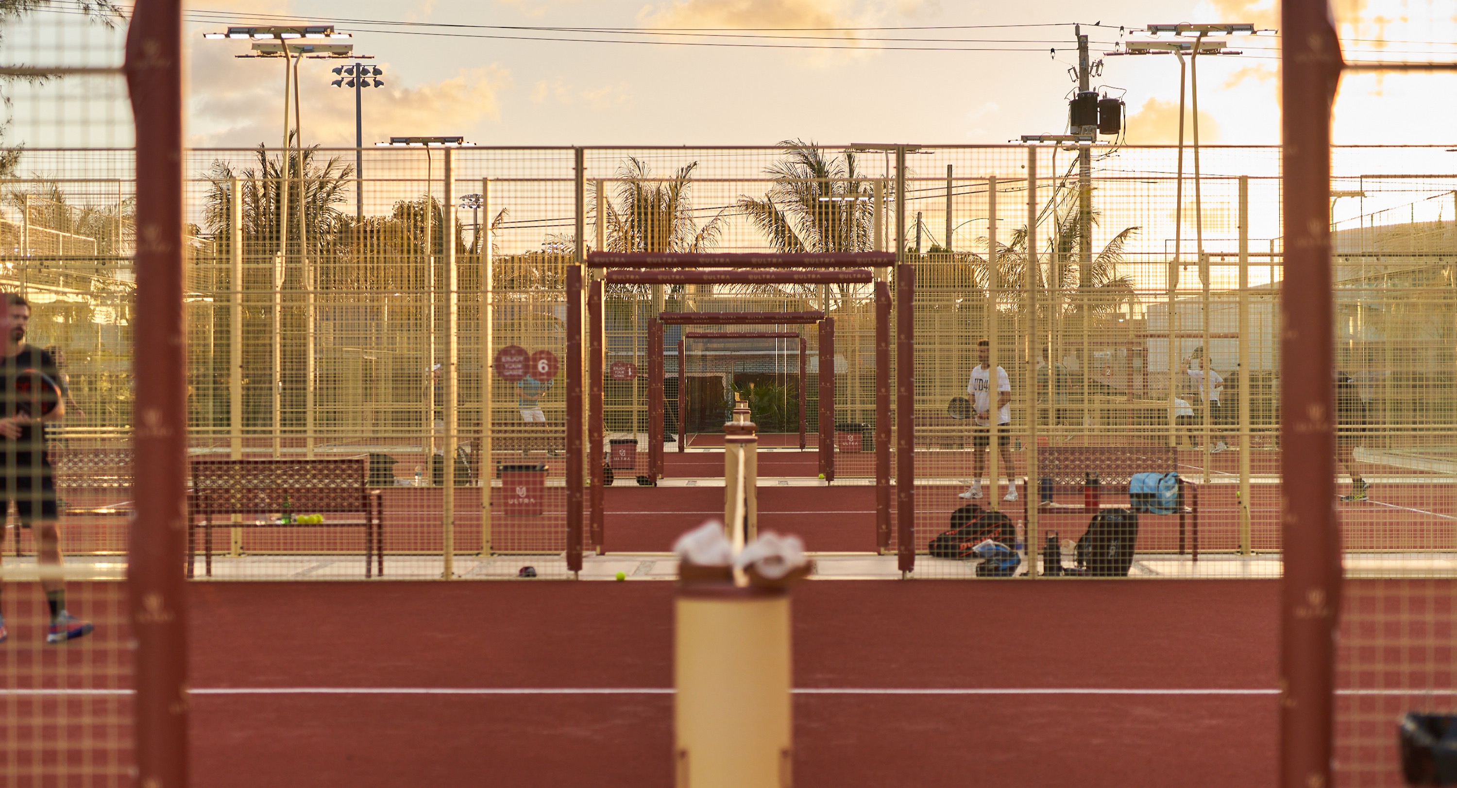 Ultra Padel Aventura logo