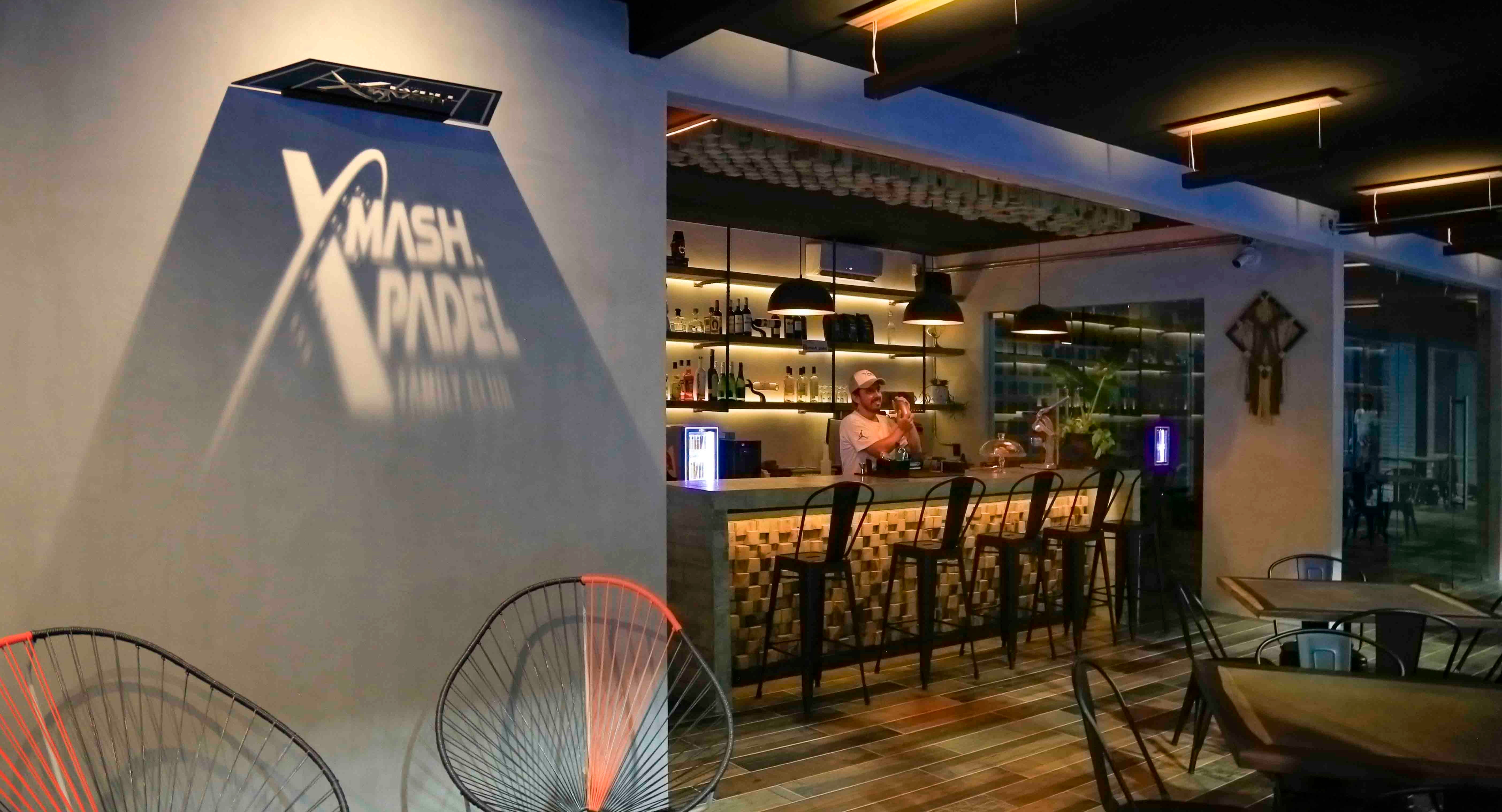 Xmash Padel Family Club logo