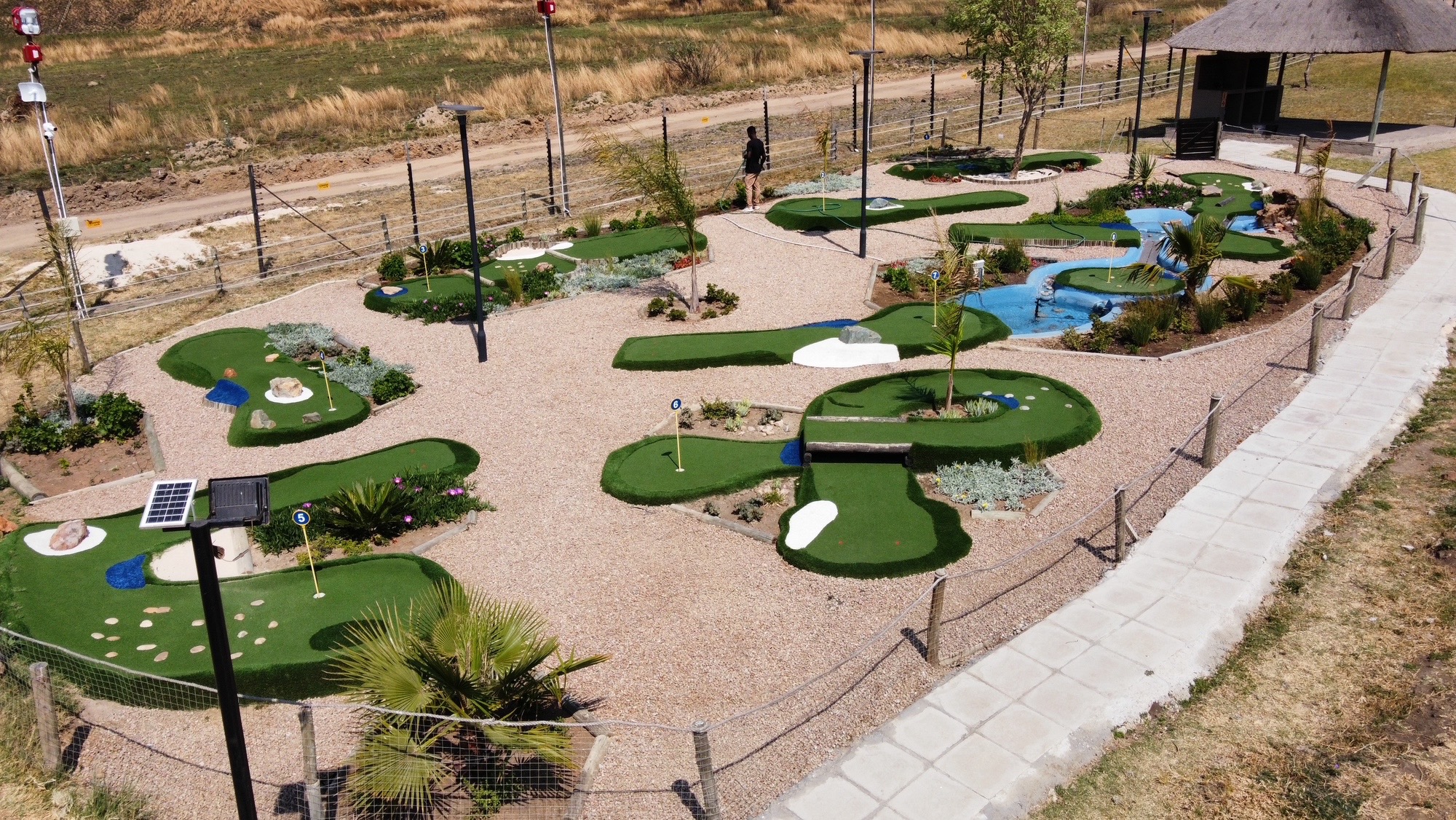 Deck and Dam Padel