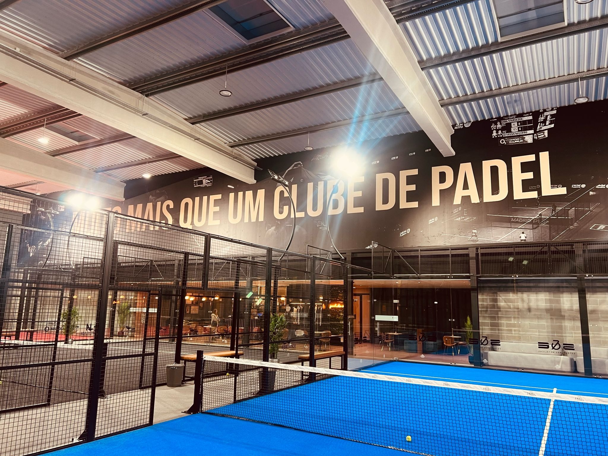 FOURLUX PADEL CENTER - Paços de Ferreira