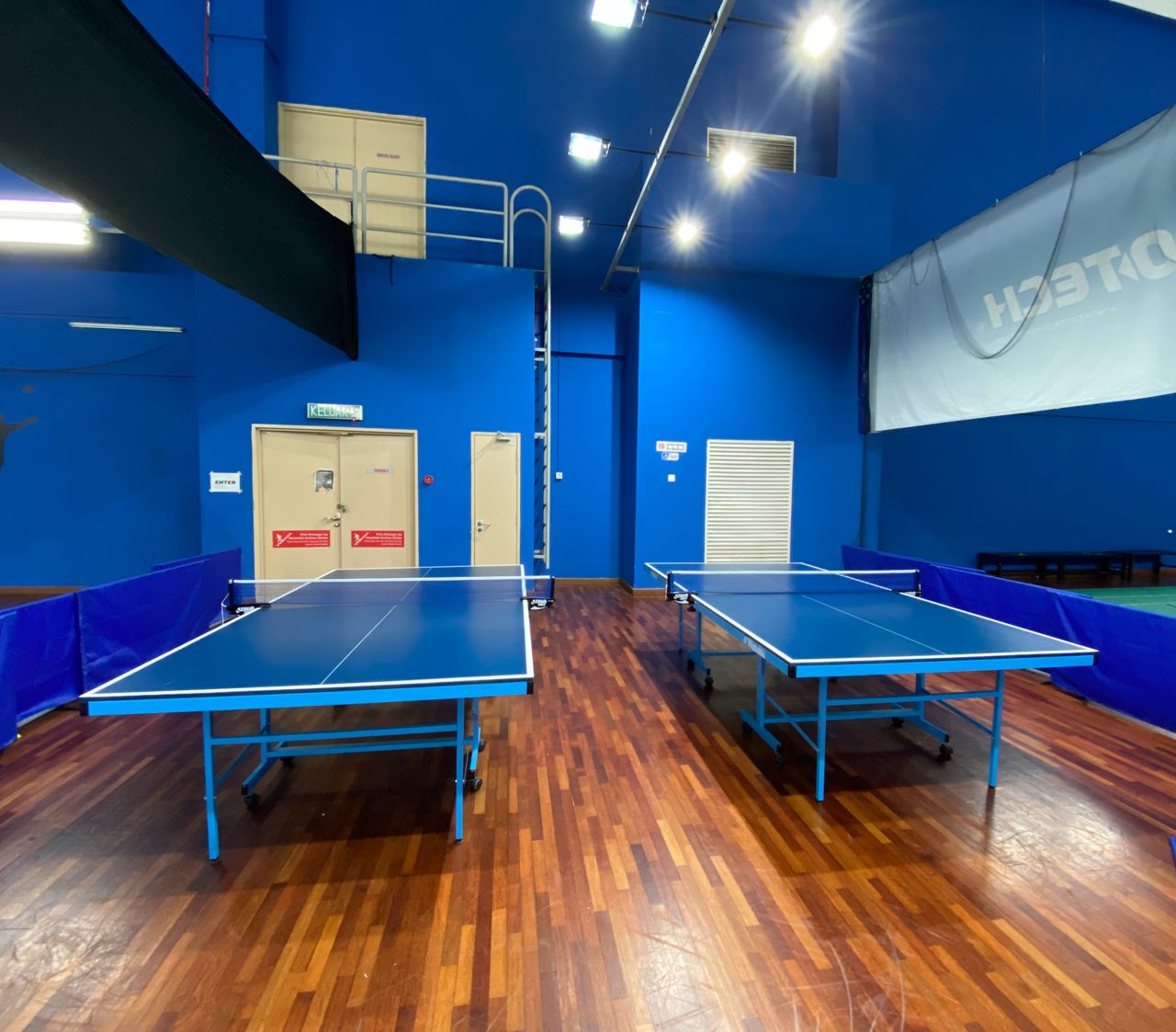 OUG Shuttle Bug Sports Center - Photo 7