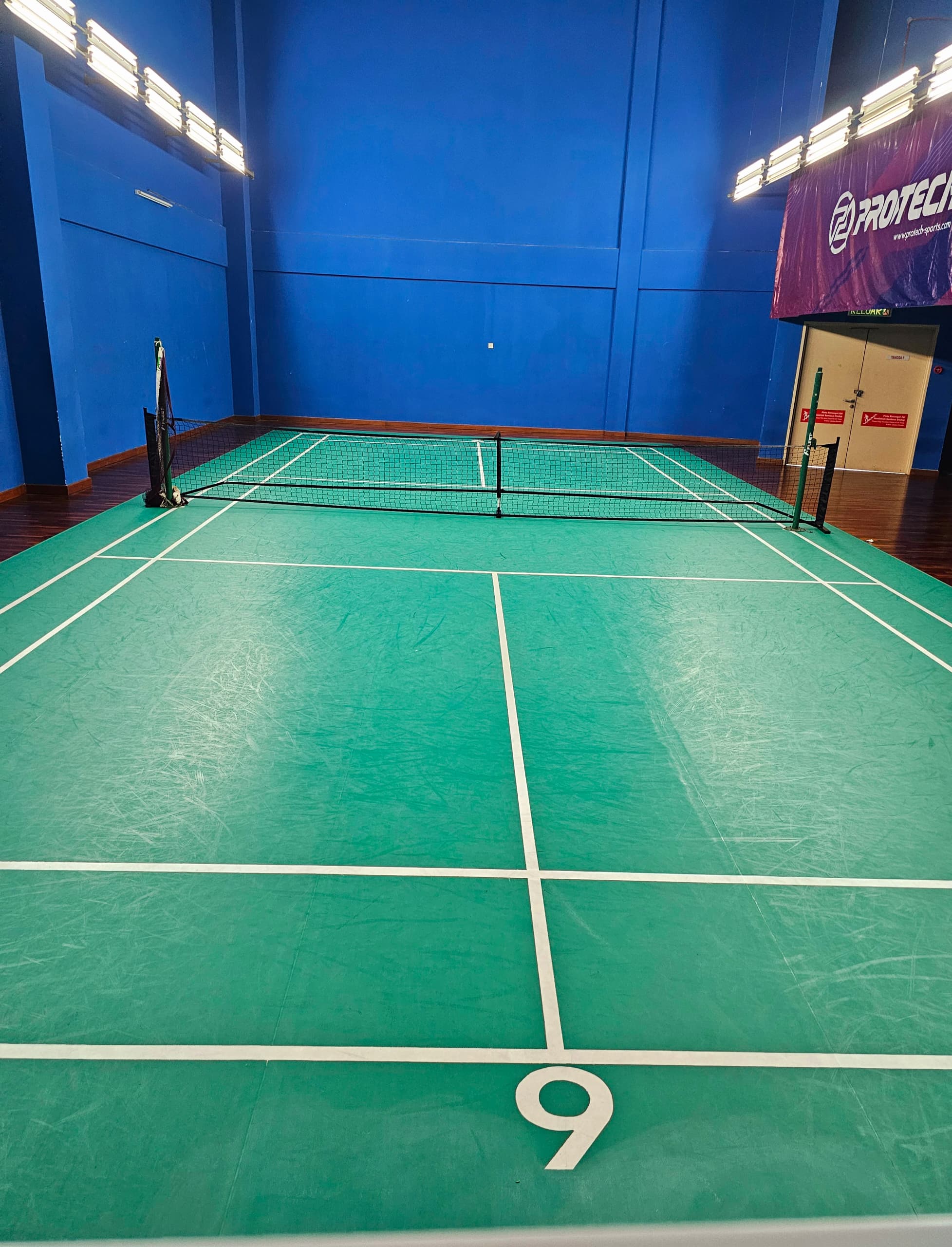 OUG Shuttle Bug Sports Center - Photo 5
