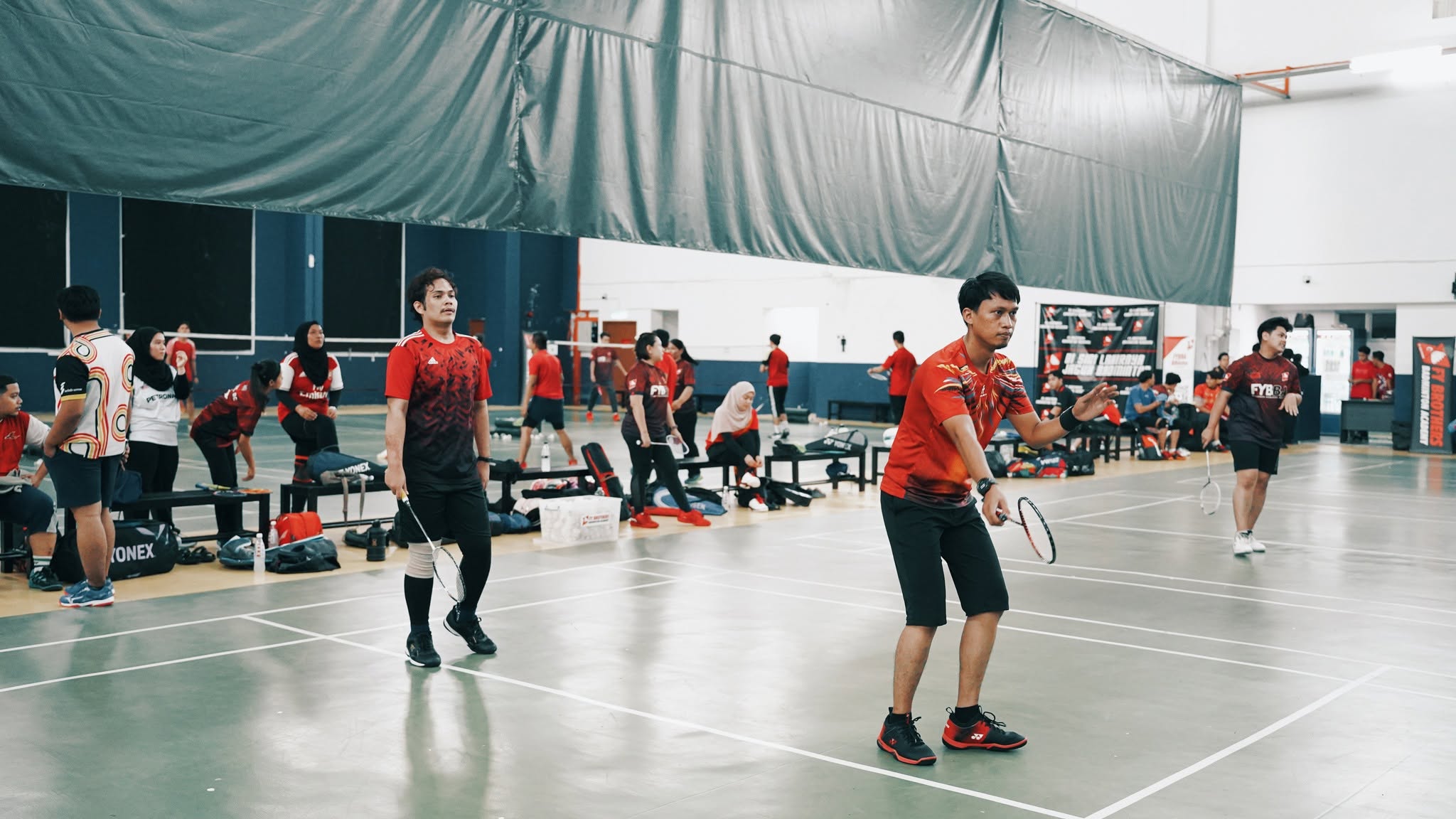 Shah Alam Badminton Centre - Photo 2