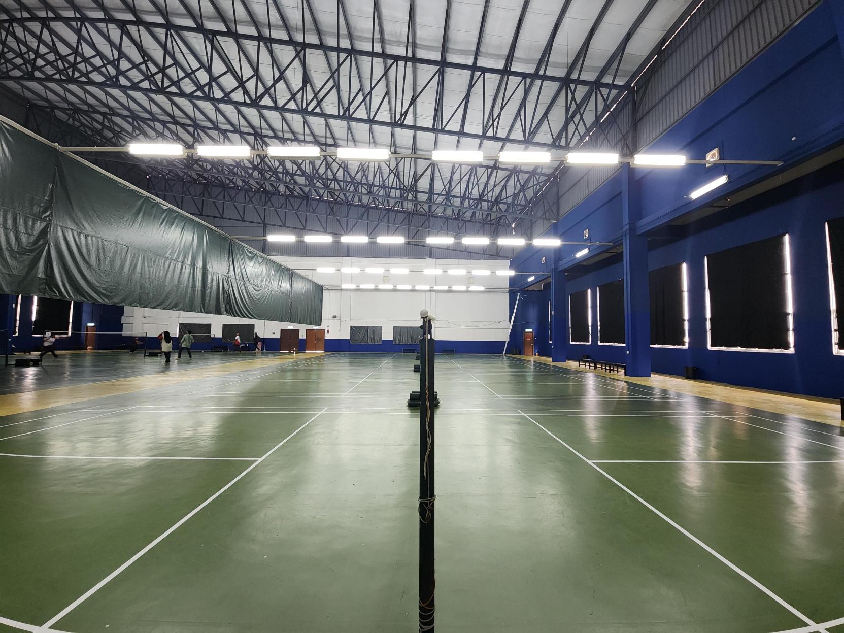 Shah Alam Badminton Centre - Photo 7