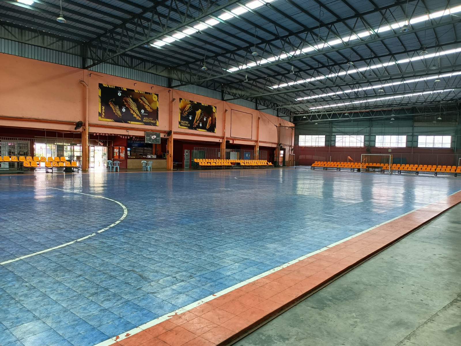 Futsalhub & Badmintonhub @ Ampang - Photo 2