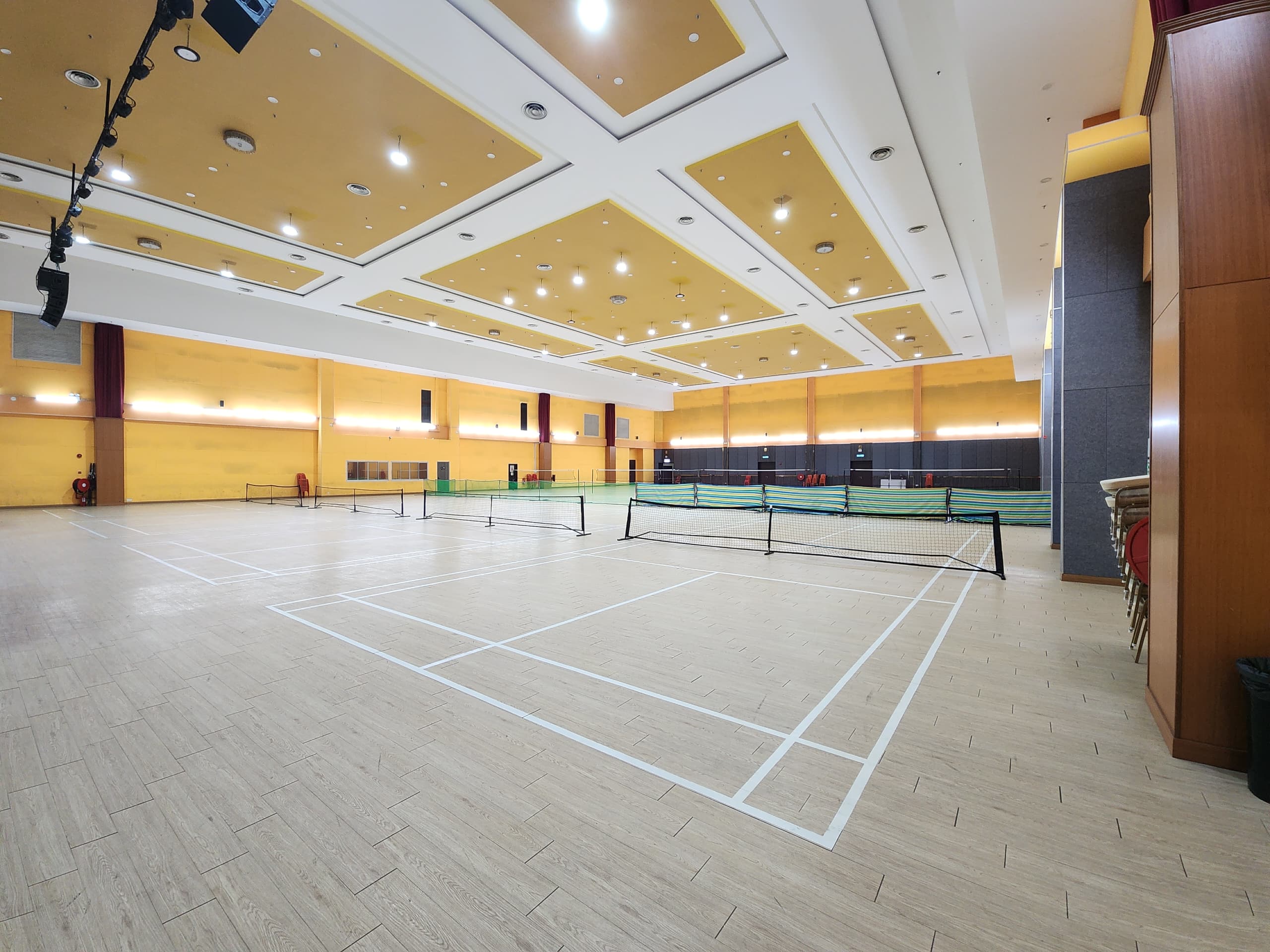 Thomas Cupper Badminton Club - Photo 6