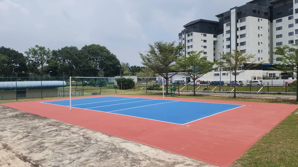 ILSAS Sports Centre - Photo 8