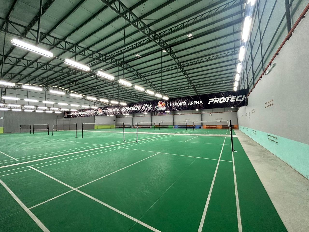 Tupah Sports Centre - Photo 1