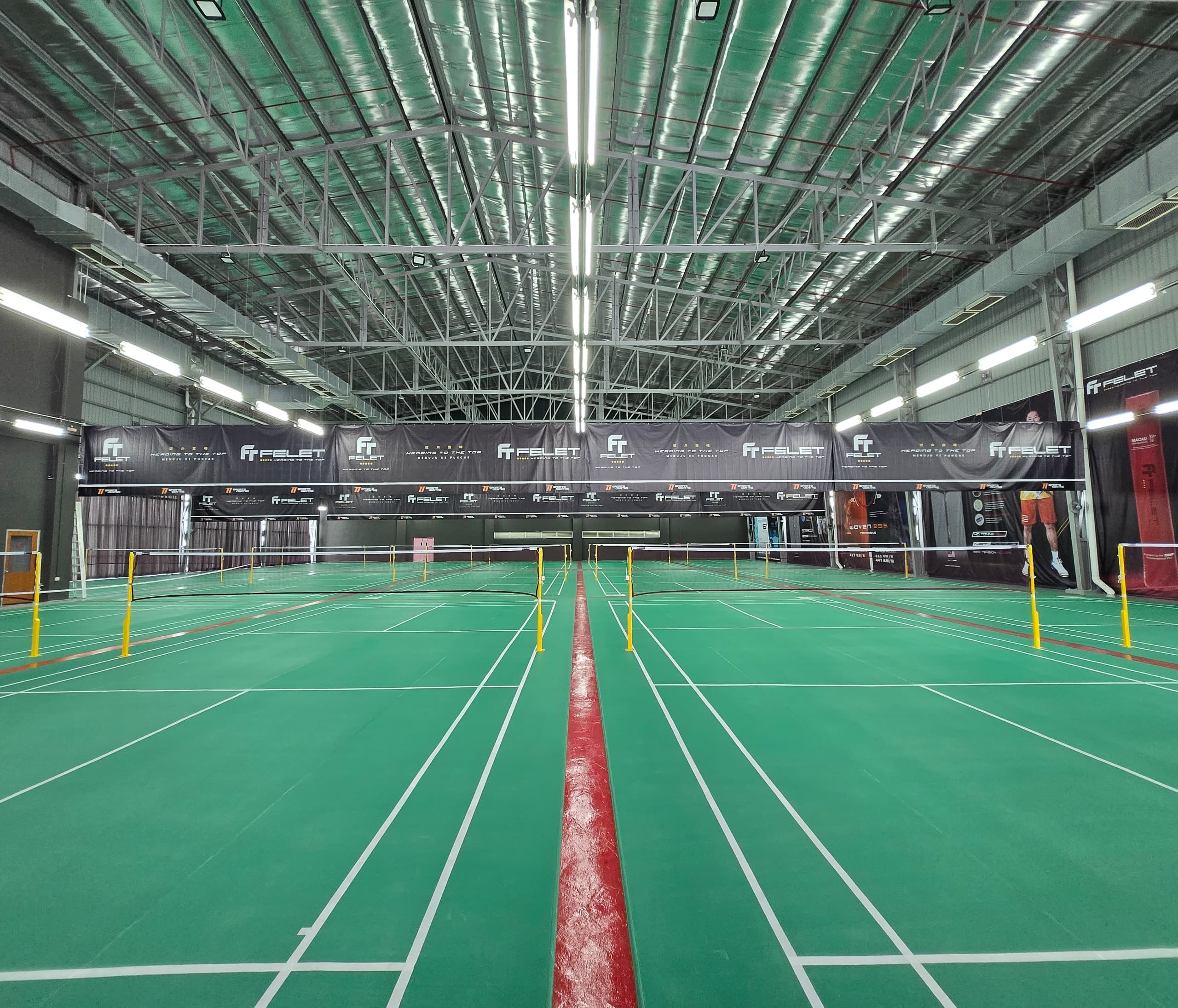 TT Sports Centre @ Mines 2 - Photo 1