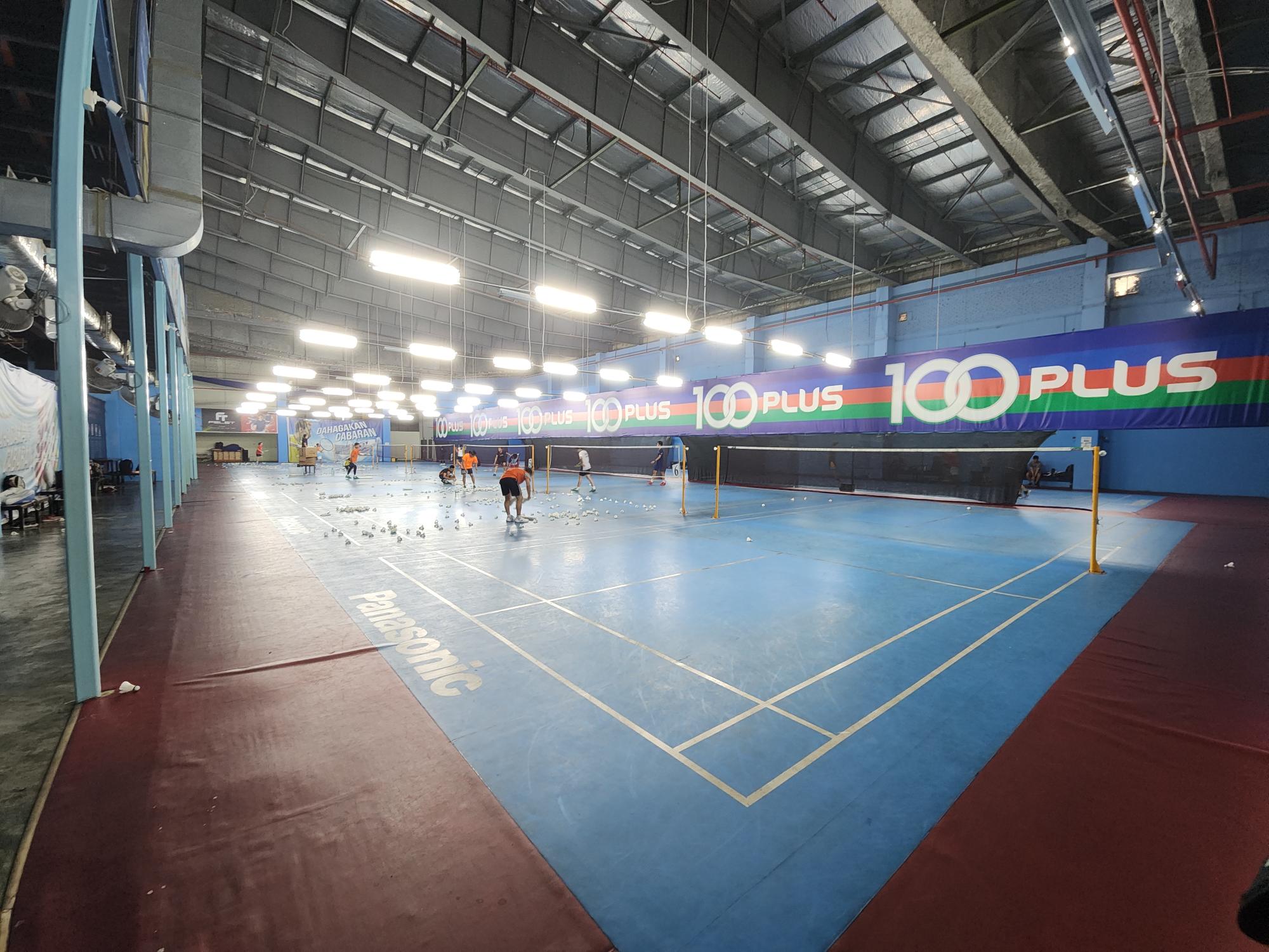 Pioneer Badminton Centre Endah Parade - Photo 4