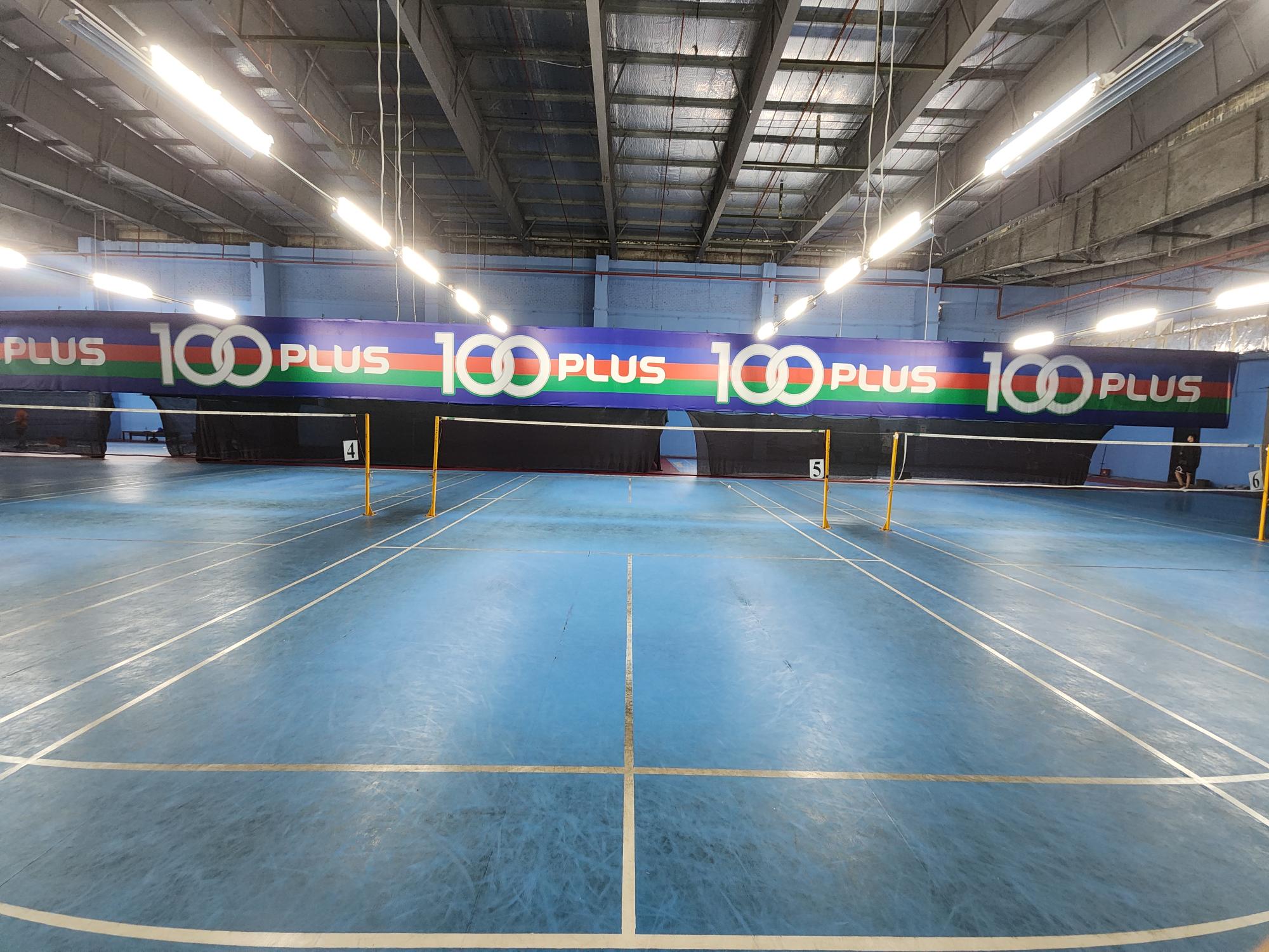 Pioneer Badminton Centre Endah Parade - Photo 1