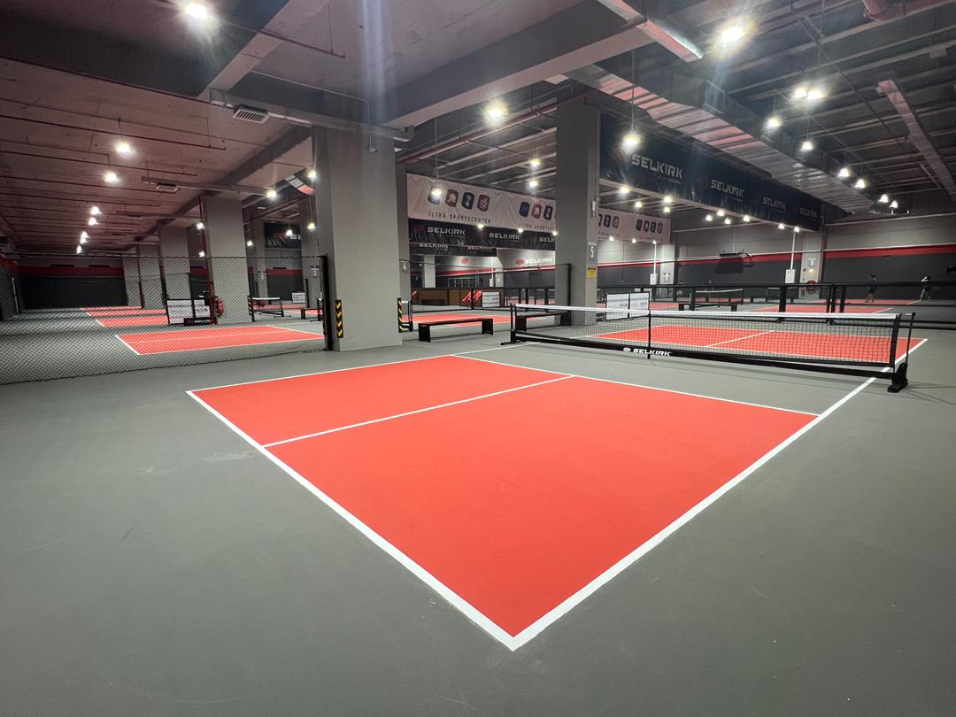 Ultra Sports Center - Photo 6