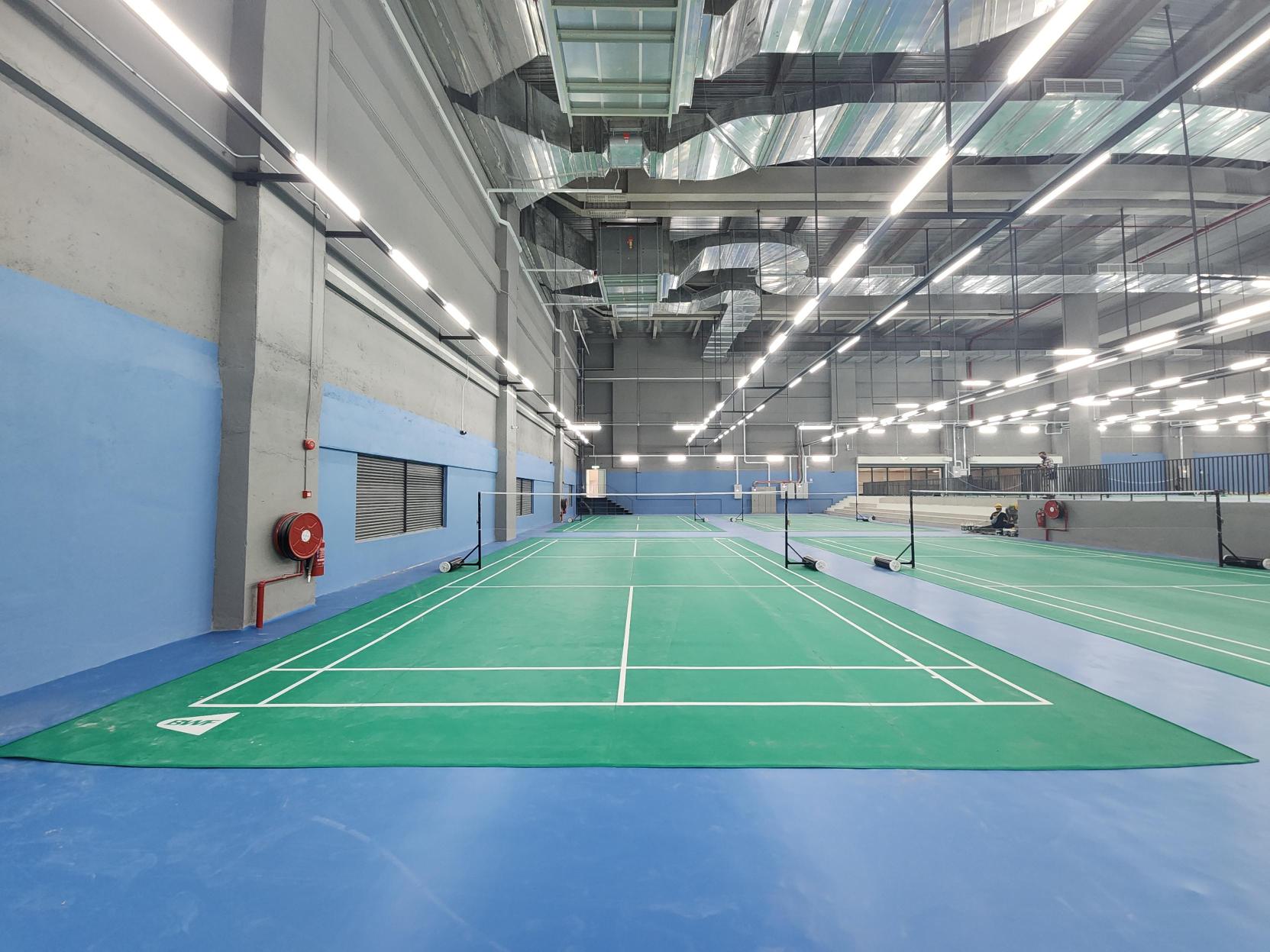 Ultra Sports Center - Photo 10
