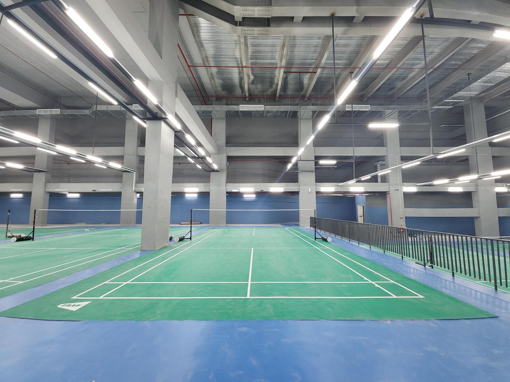 Ultra Sports Center - Photo 11