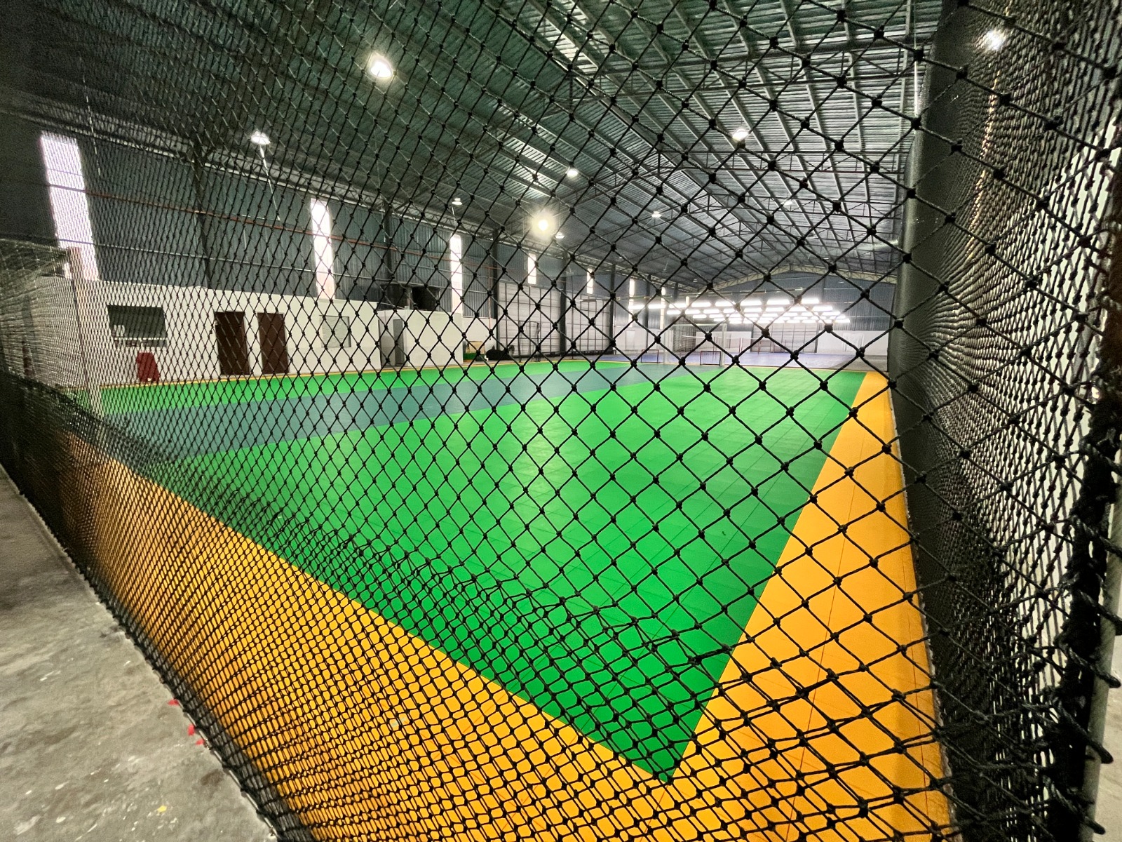 AC Sports Arena - Photo 6