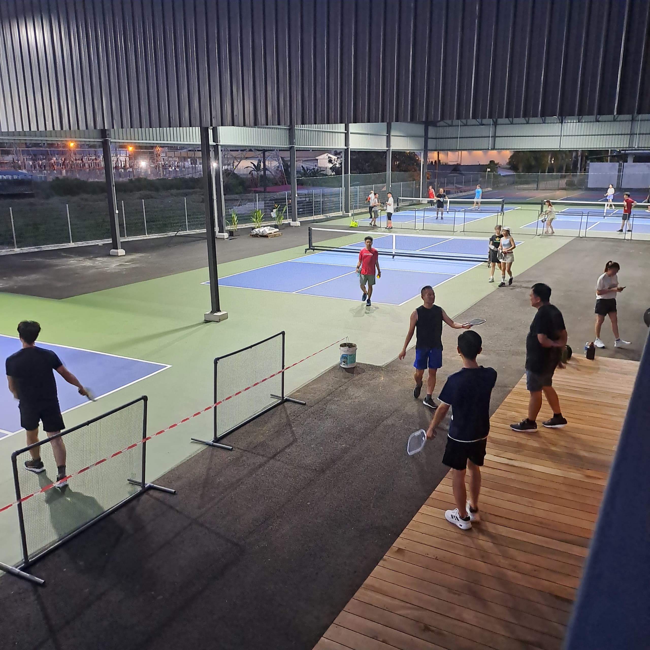 Hotshots Social Club - Photo 12