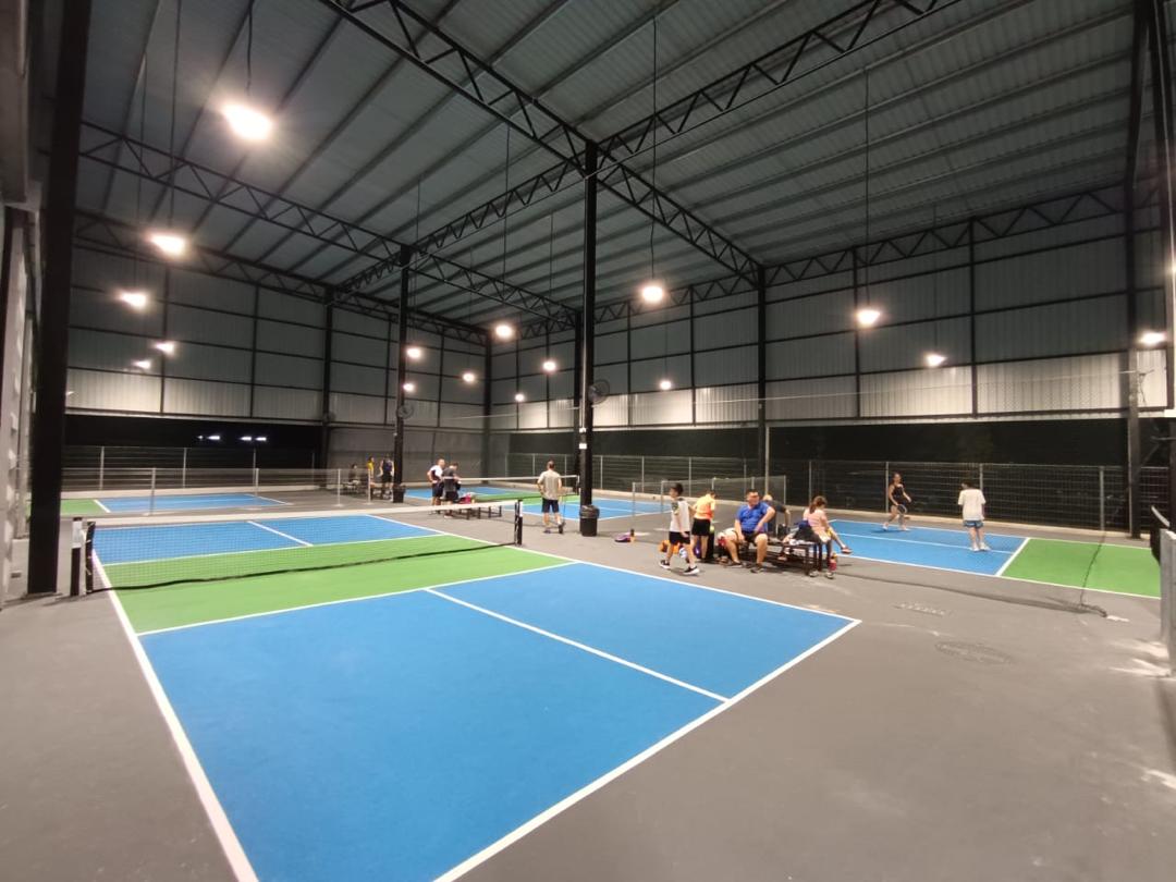 Seven Fit Sports Centre - Photo 4