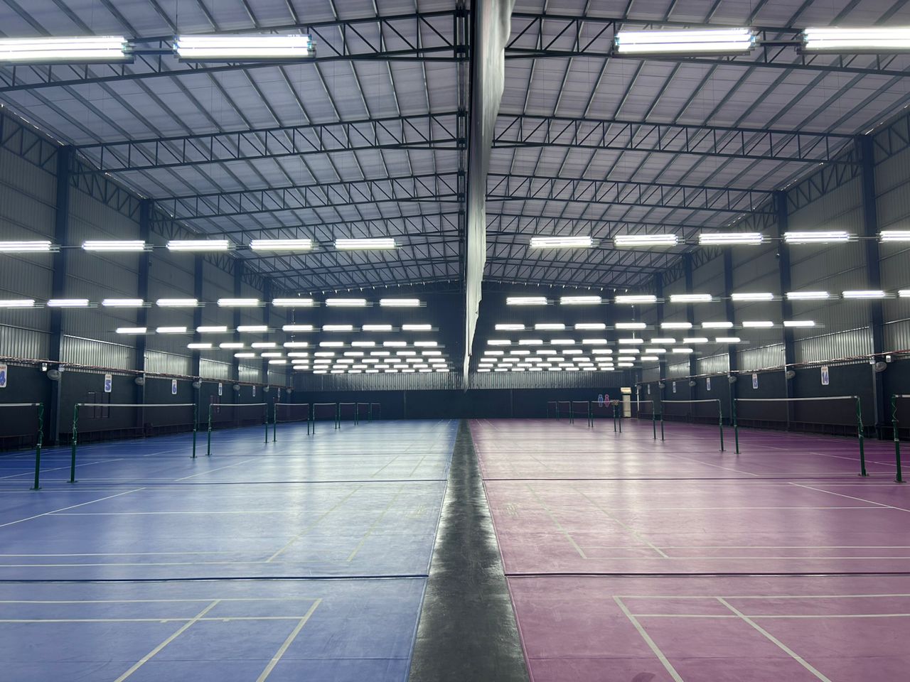 Cheras Badminton Centre - Photo 2