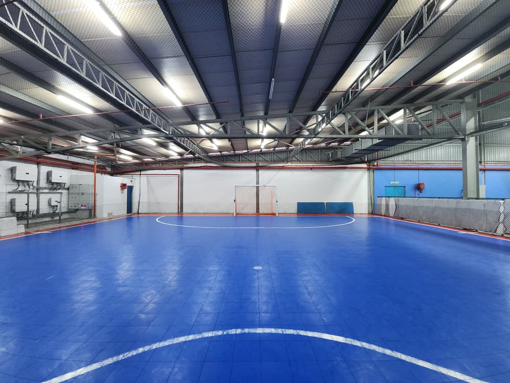 KBC Sports Arena - Photo 8