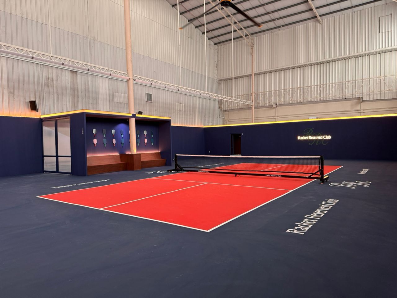 Racket Reserved Club (RRC) - Photo 2