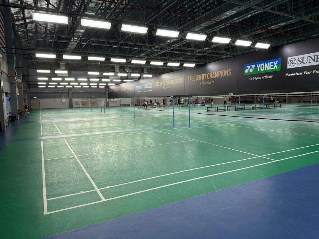 Tops Arena Empire - Photo 6